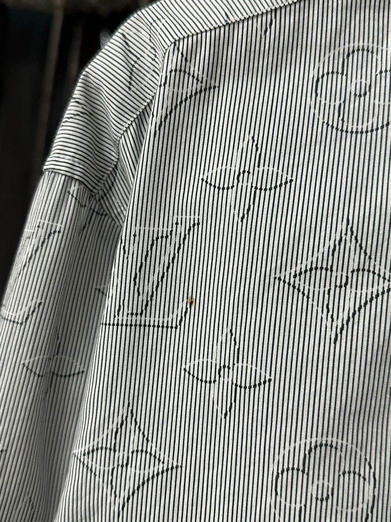 Louis Vuitton Louis Vuitton Long Sleeve Shirt-2506 Size US M / EU 48-50 / 2 - 5 Thumbnail