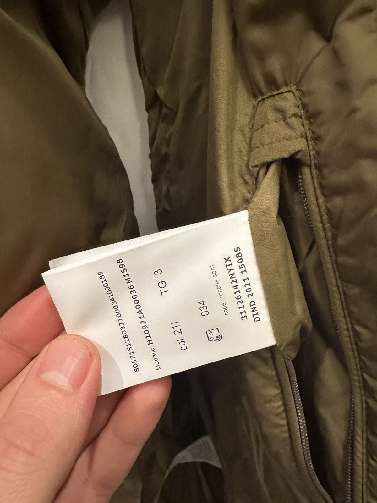 Moncler Moncler down vest Size US L / EU 52-54 / 3 - 17 Thumbnail