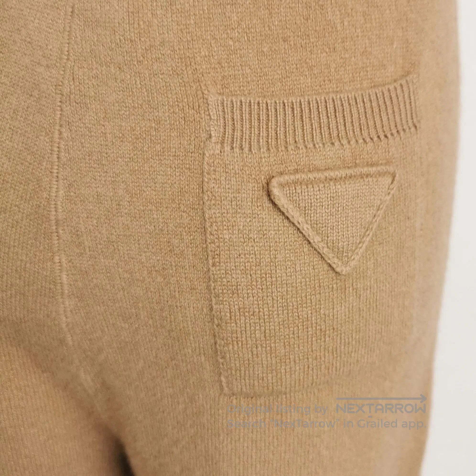 Prada Prada Cashmere Logo Pants in Solid Color . Size 41" - 2 Thumbnail