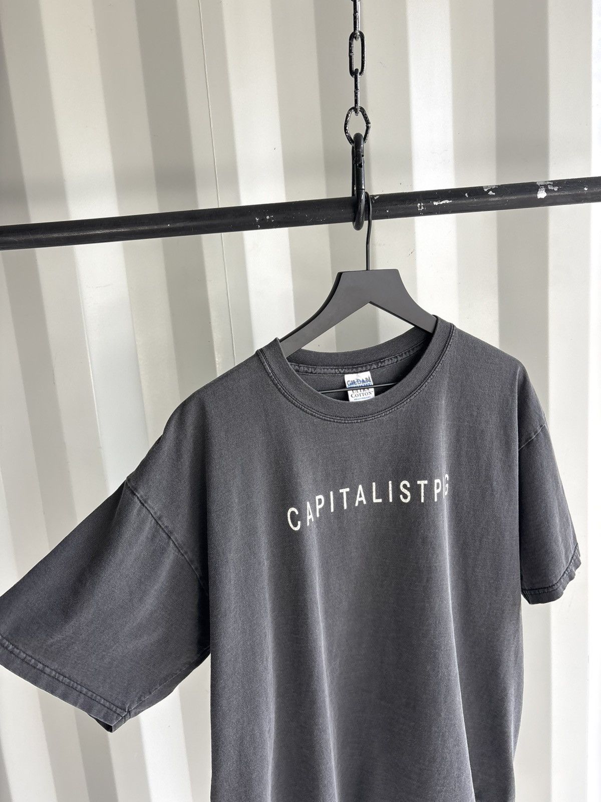 Vintage Thrashed Capitalist Pig Faded Distressed Shirt GRUNGE Band Size US XL / EU 56 / 4 - 5 Thumbnail