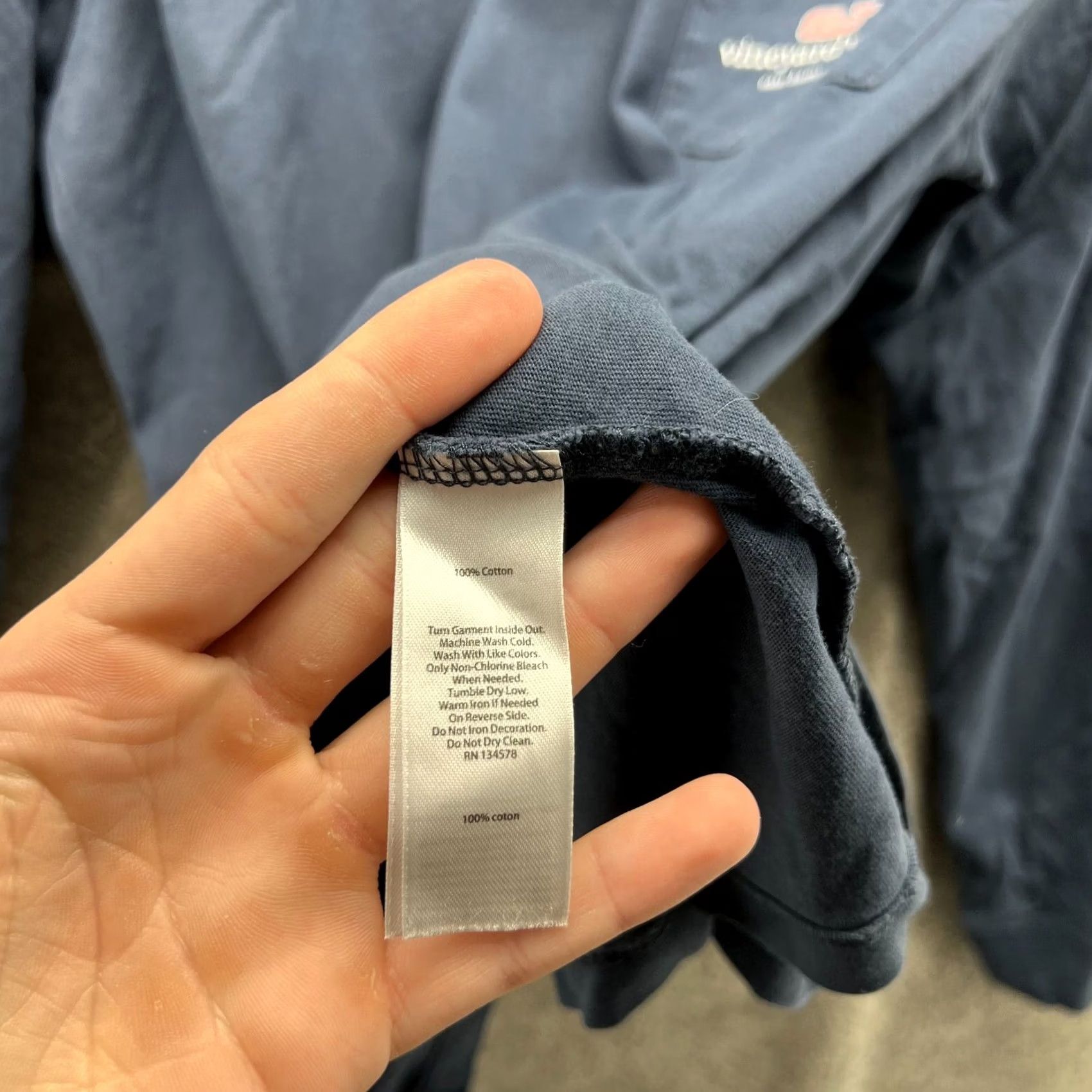Vineyard Vines Vineyard Vines Shirt Mens Small Blue Navy Long Sleeve Crewneck Whale Pocket Tee Vintage Size US S / EU 44-46 / 1 - 5 Thumbnail