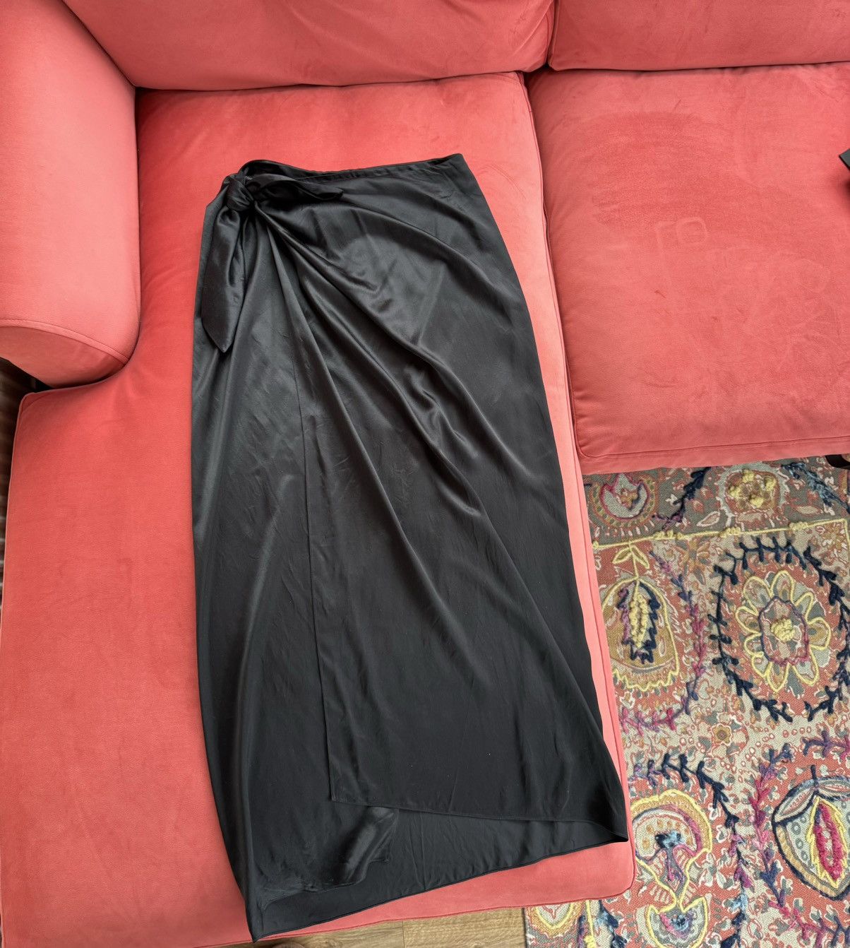 Balenciaga Balenciaga silk black wrap skirt, size 42 It, M int Size 28" / US 6 / IT 42 - 6 Thumbnail