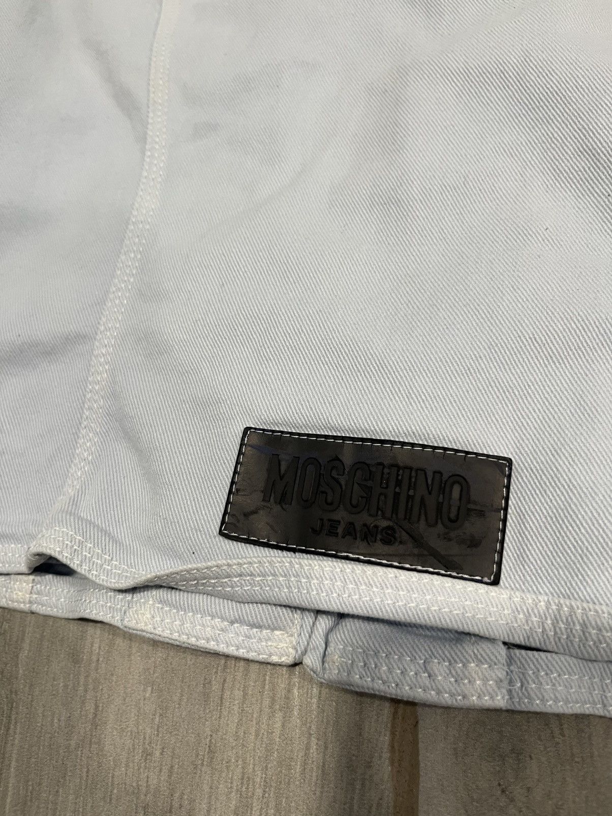 Moschino Moschino Cropped Denim Jacket With Heart Design Size L / US 10 / IT 46 - 4 Thumbnail