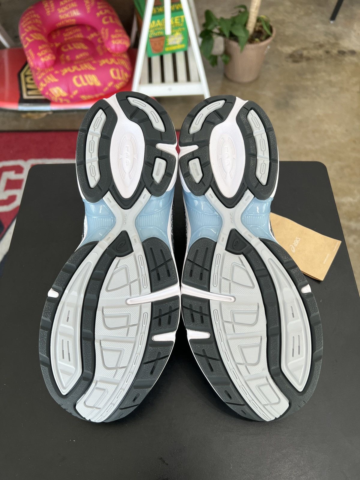Asics ASICS Gel-1130 White Shark Skin Sz. 11 (2024) Size US 11 / EU 44 - 9 Thumbnail