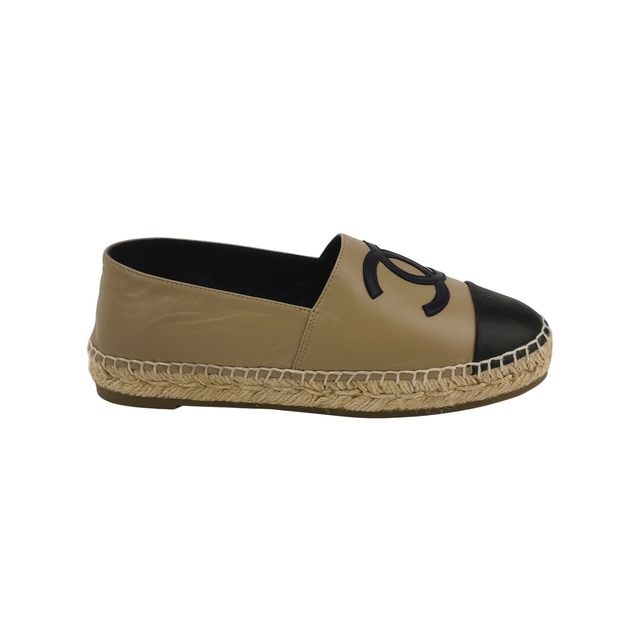 Chanel Chanel Women 7 Flats Size US 7 / IT 37 - 1 Thumbnail