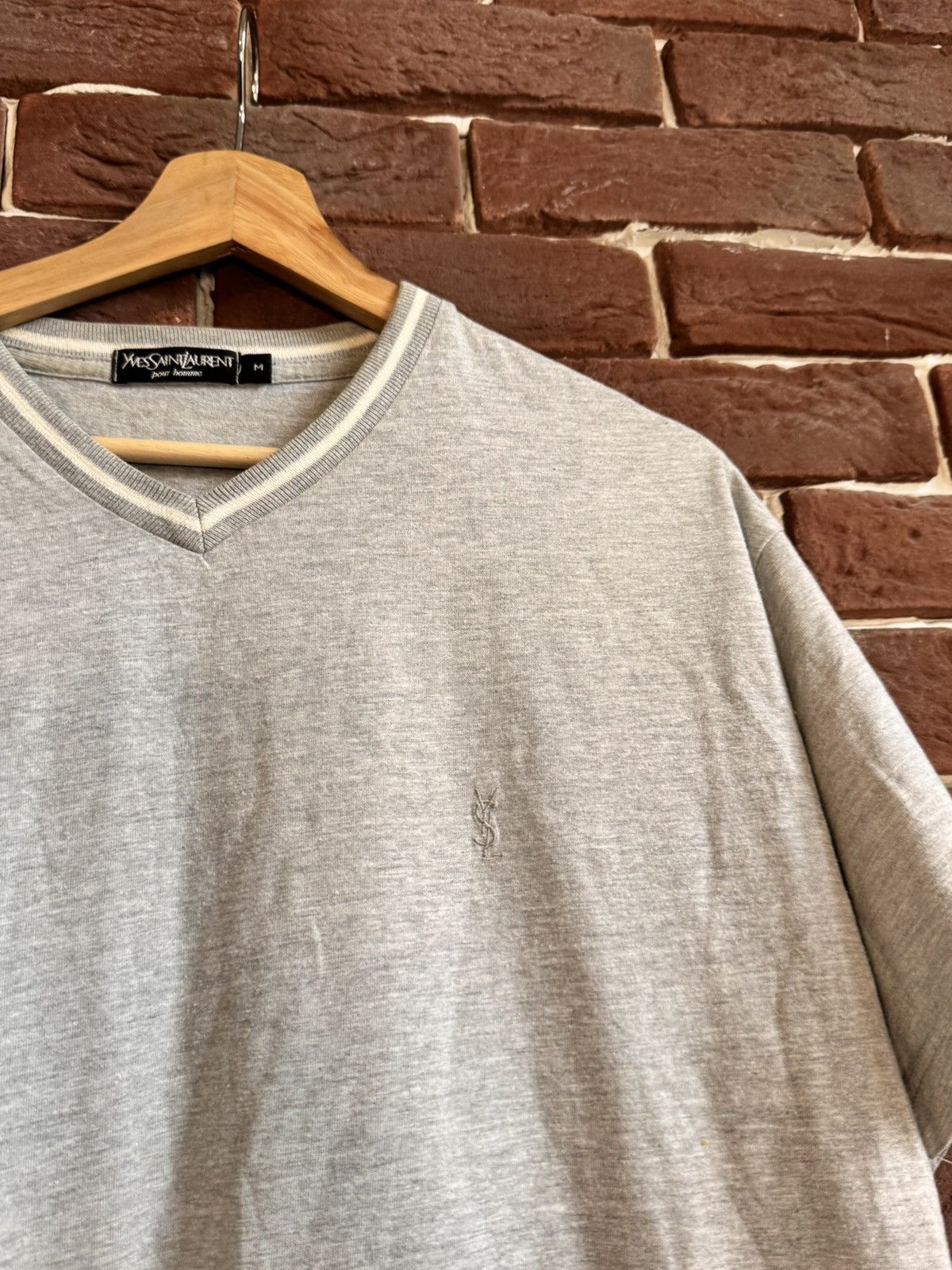 Vintage Rare Yves Saint Laurent YSL vintage t-v neck big logo rare Size US M / EU 48-50 / 2 - 4 Thumbnail