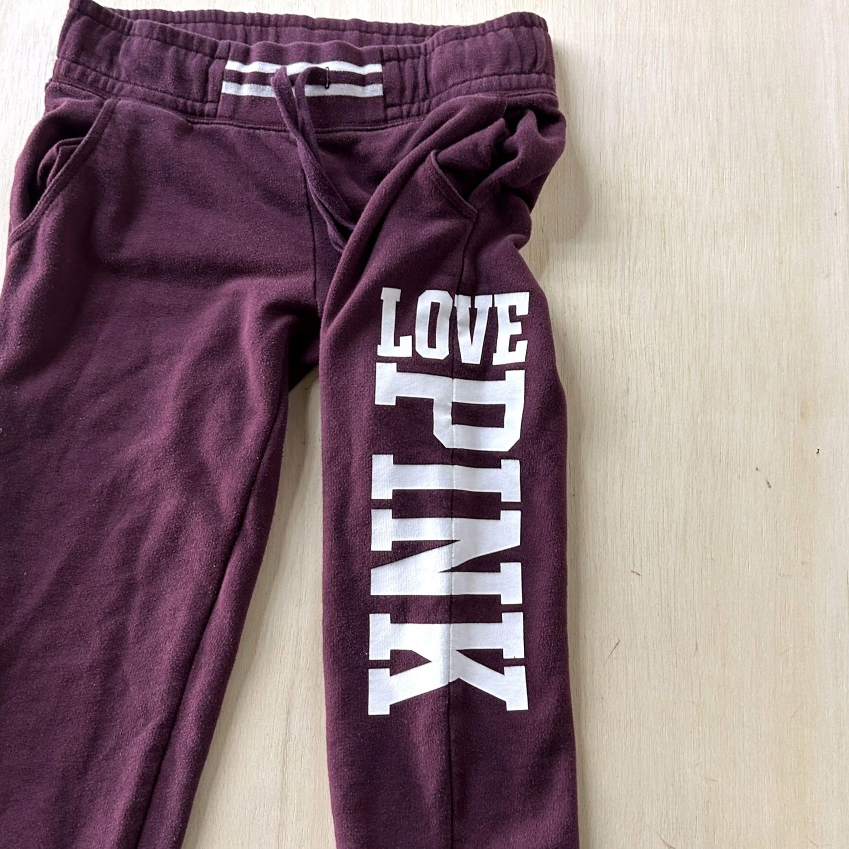 Vintage PINK Victoria's Secret Sweatpants Womens XS Red Fleece Joggers Love Pink Lounge Pants Adult XS Red Athleisure Casual Womens Size 26" / US 2 / IT 38 - 2 Thumbnail
