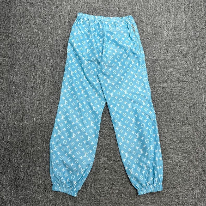 Louis Vuitton Louis Vuitton presbyopic logo pants 2501-Nextarrow Size US 34 / EU 50 - 2 Thumbnail