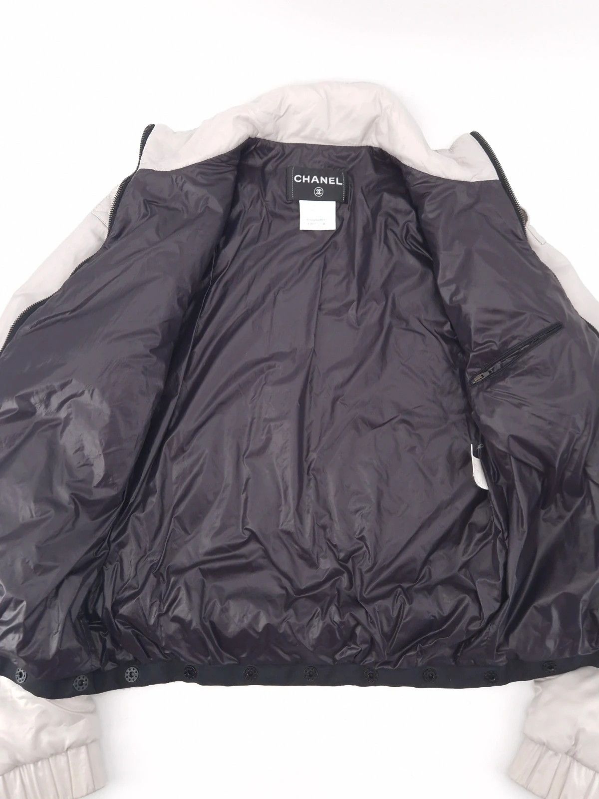 Chanel Chanel Silver Puffer Jacket Size S / US 4 / IT 40 - 8 Thumbnail
