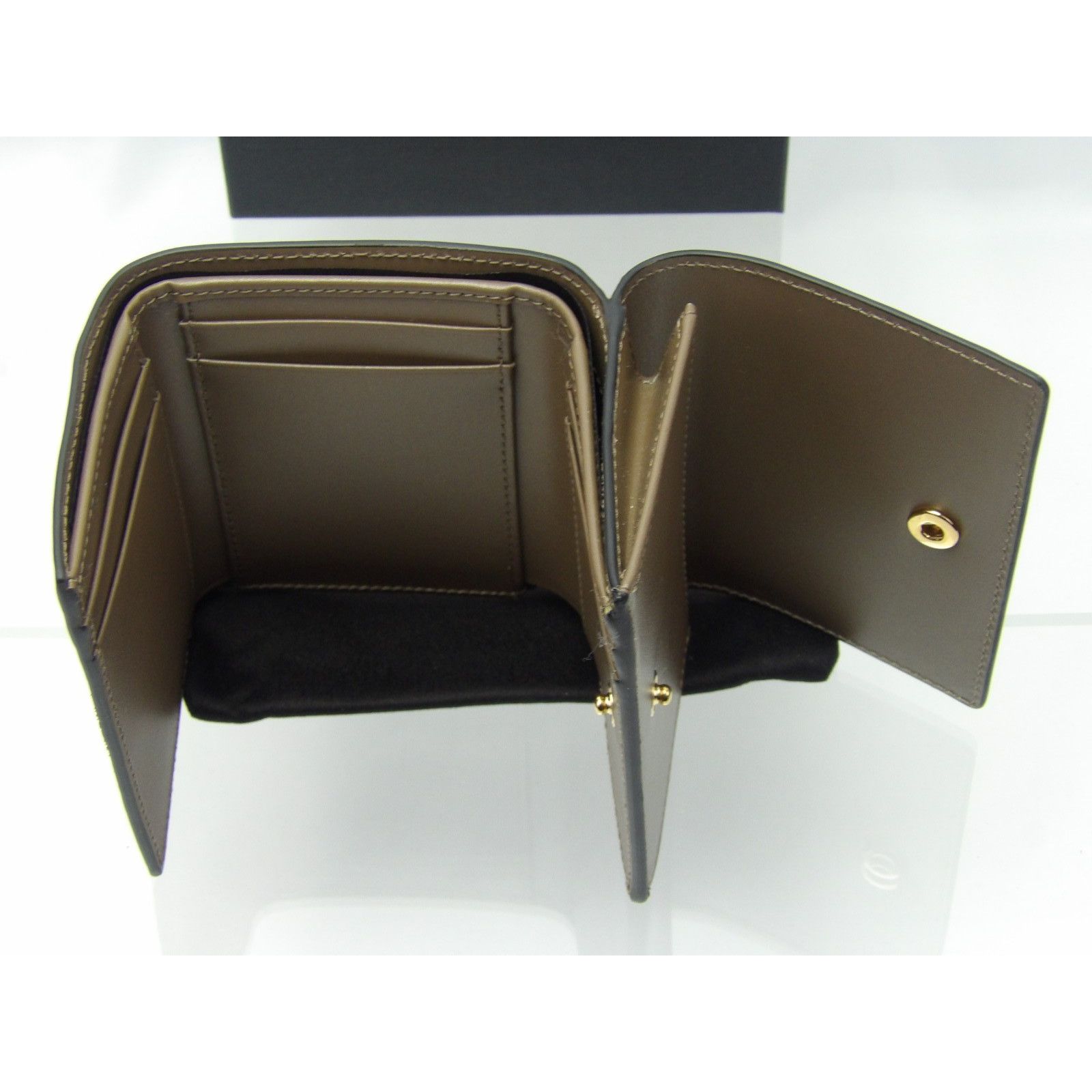 Versace VERSACE GREEN LEATHER GOLD MEDUSA LOGO TRIFOLD WALLET Size ONE SIZE - 7 Thumbnail