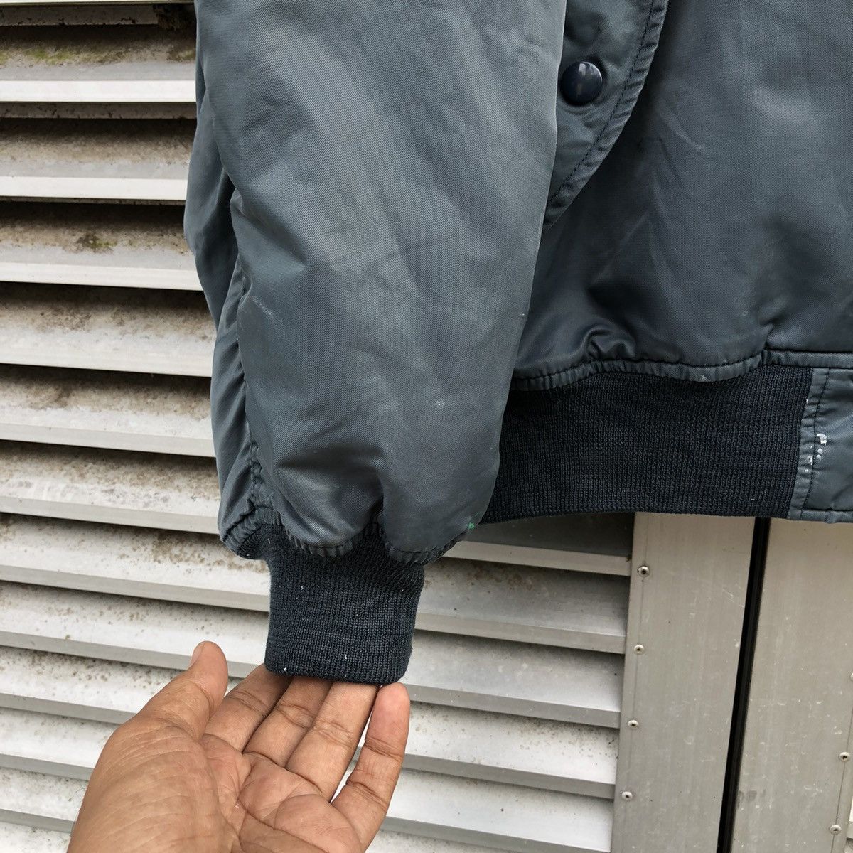 Vintage Vintage Uniqlo Sun Faded Ma-1 Bomber Jacket Size US XL / EU 56 / 4 - 16 Thumbnail