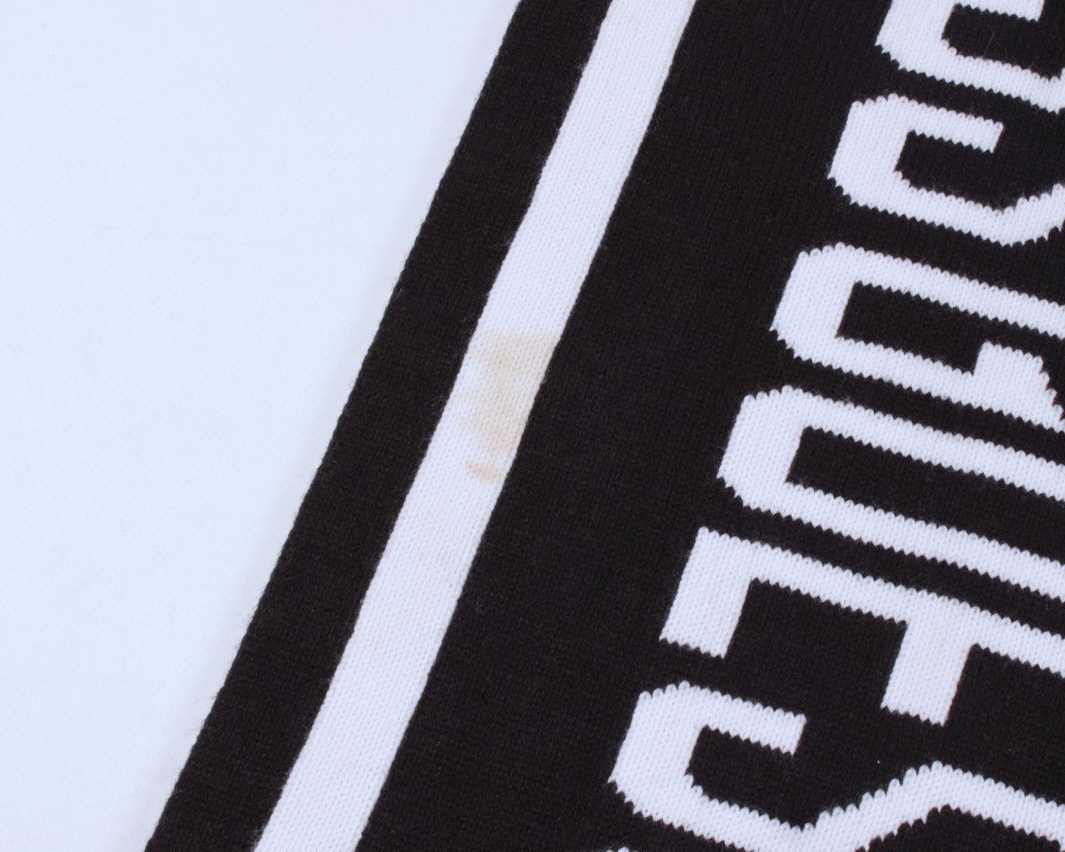 Designer × Guess GUESS Big Logo Acrylic Knitted Black White Scarf Size ONE SIZE - 7 Thumbnail