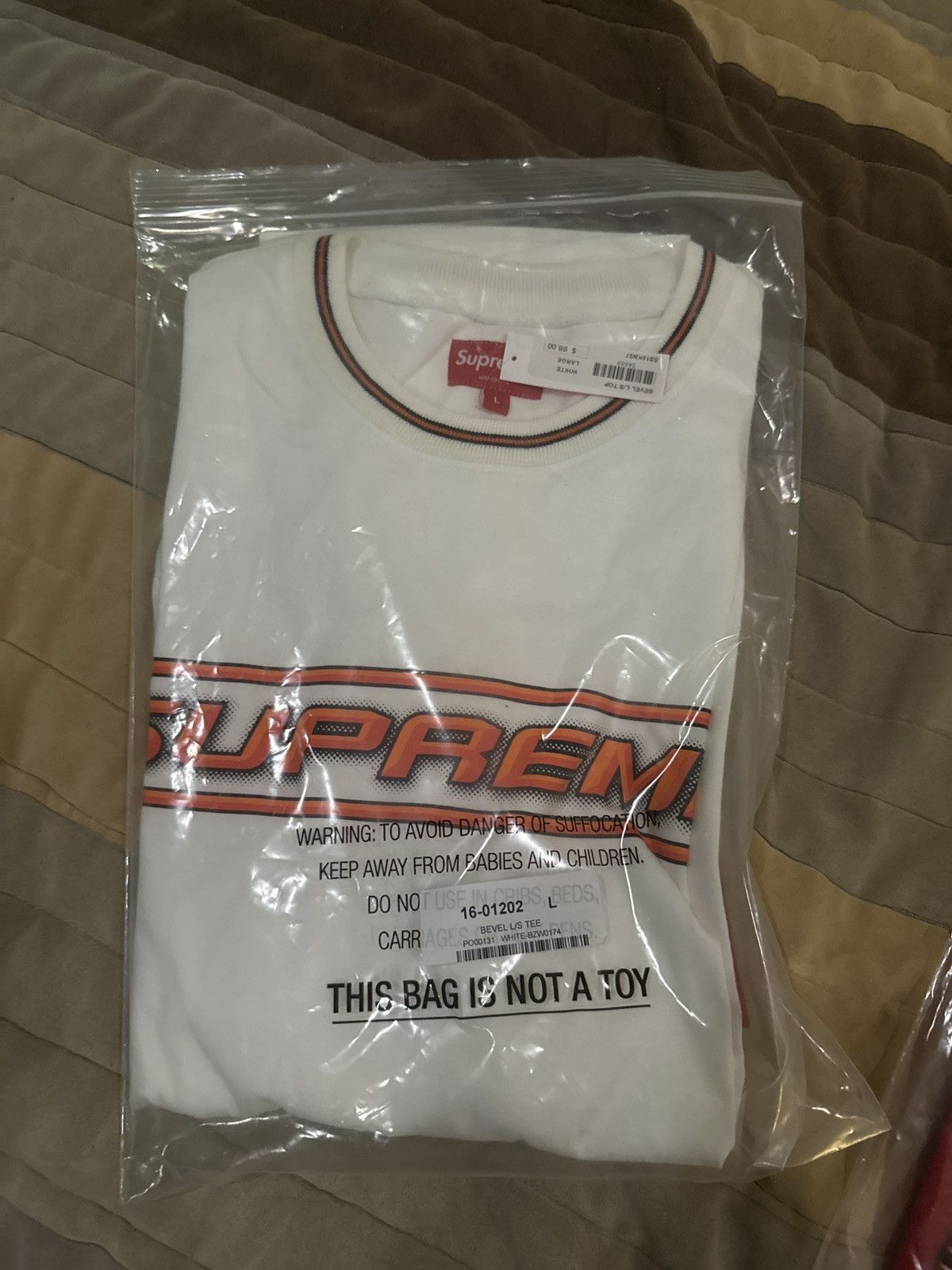 Supreme Supreme Bevel Long Sleeve White/Orange Size US L / EU 52-54 / 3 - 3 Thumbnail