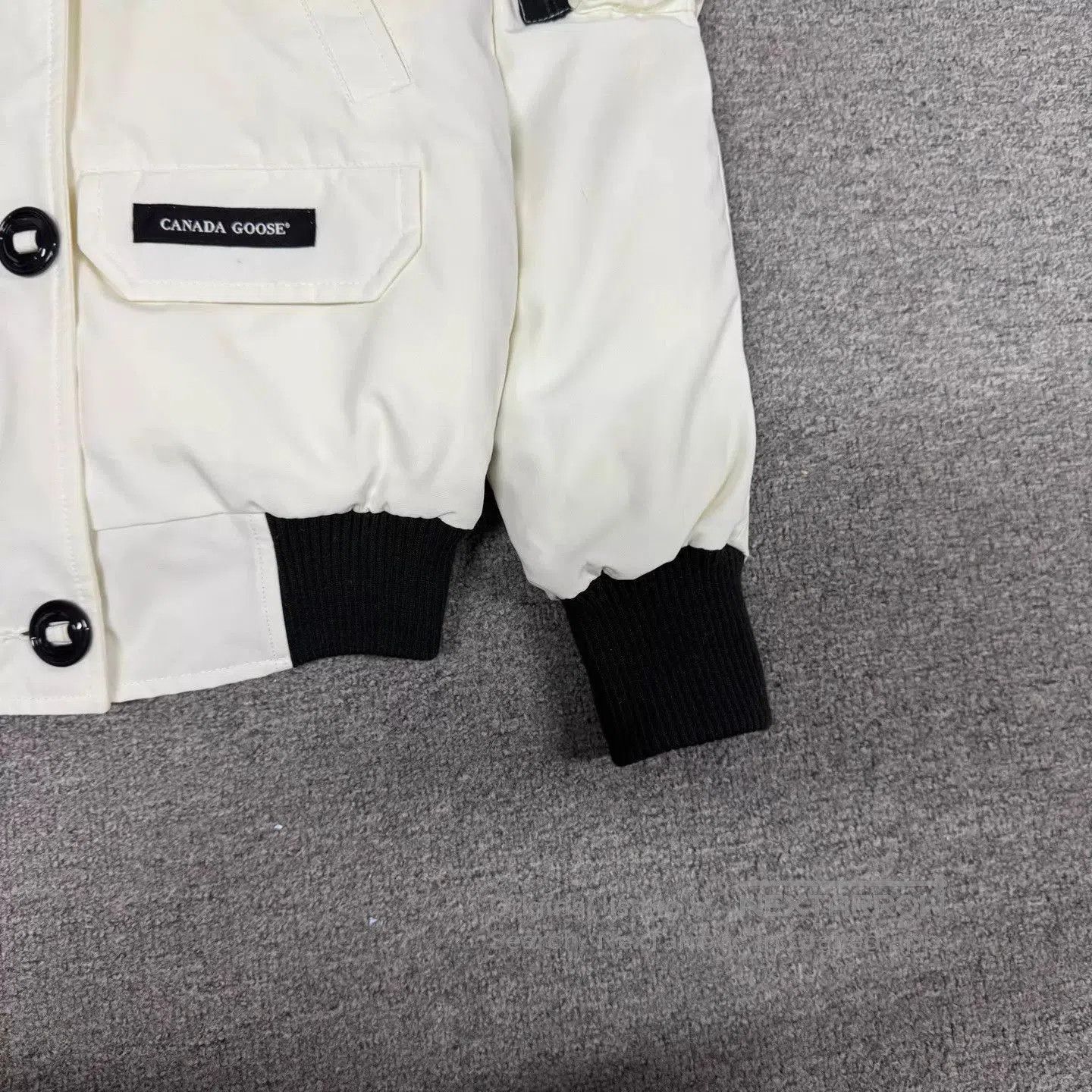 Canada Goose White Heavy Winter Jacket with Fur Hood . Size US XS / EU 42 / 0 - 3 Thumbnail