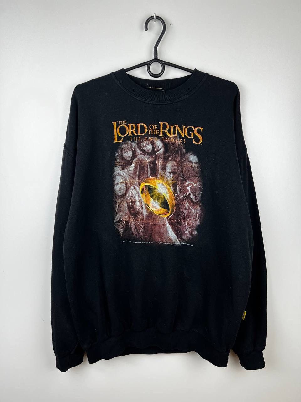 Vintage The Lord Of The Rings 2002 The Two Towers sweatshirt size XL Size US XL / EU 56 / 4 - 1 Thumbnail