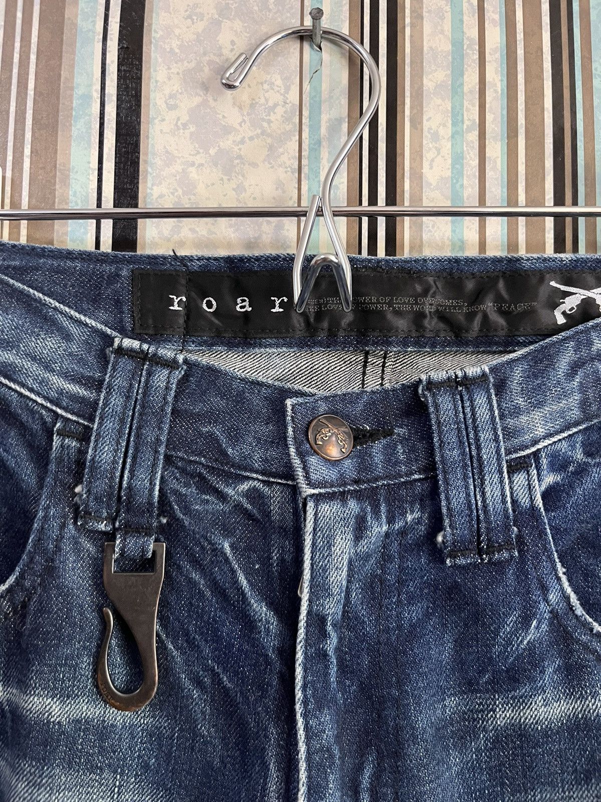roarguns 1990s Hook metal distress denim look #C2 Size US 29 - 5 Thumbnail