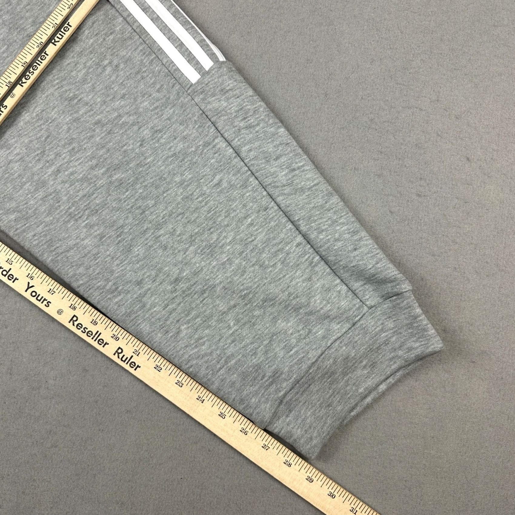 Adidas Adidas Pants XL Gray Solid Jogger Sweatpants Drawstring Pockets Men's Regular Inseam 28in Athletic Sports Size US 35 - 6 Thumbnail