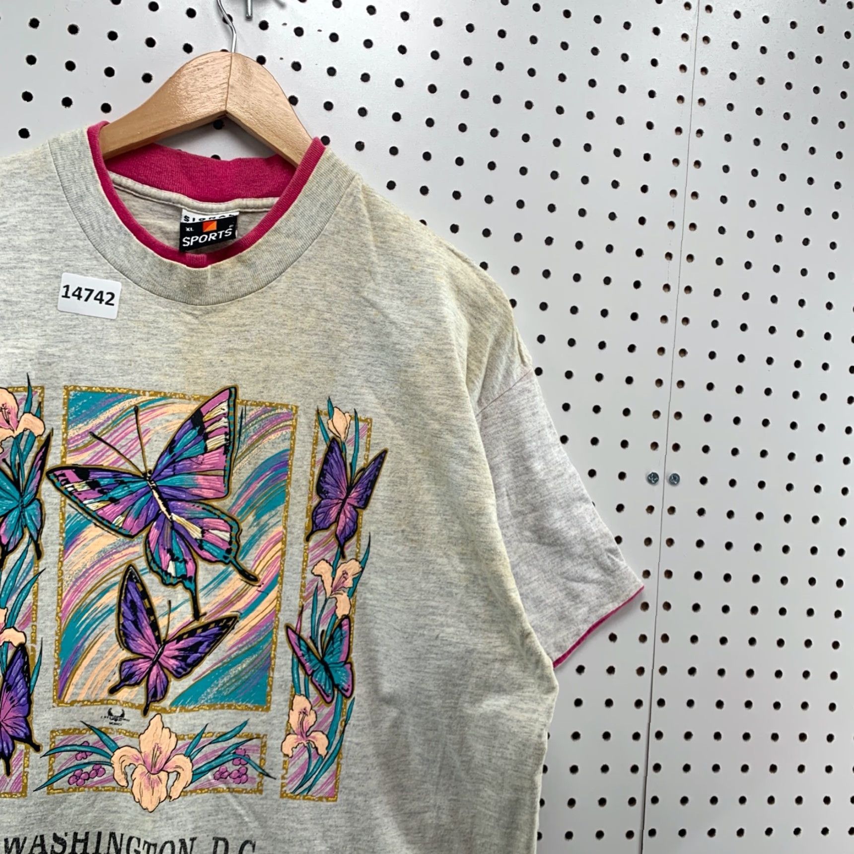 Pinko VINTAGE Signal Butterfly Shirt Washington DC Gray Pink Trim XL T-Shirt Unisex Adults Size US XL / EU 56 / 4 - 5 Thumbnail