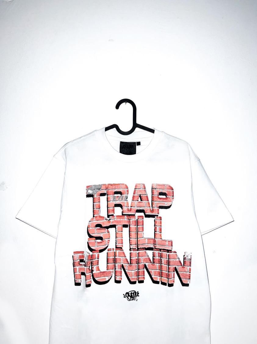 Streetwear SYNA World Trap Still Runnin Tee ( Christmas Exclusive ...