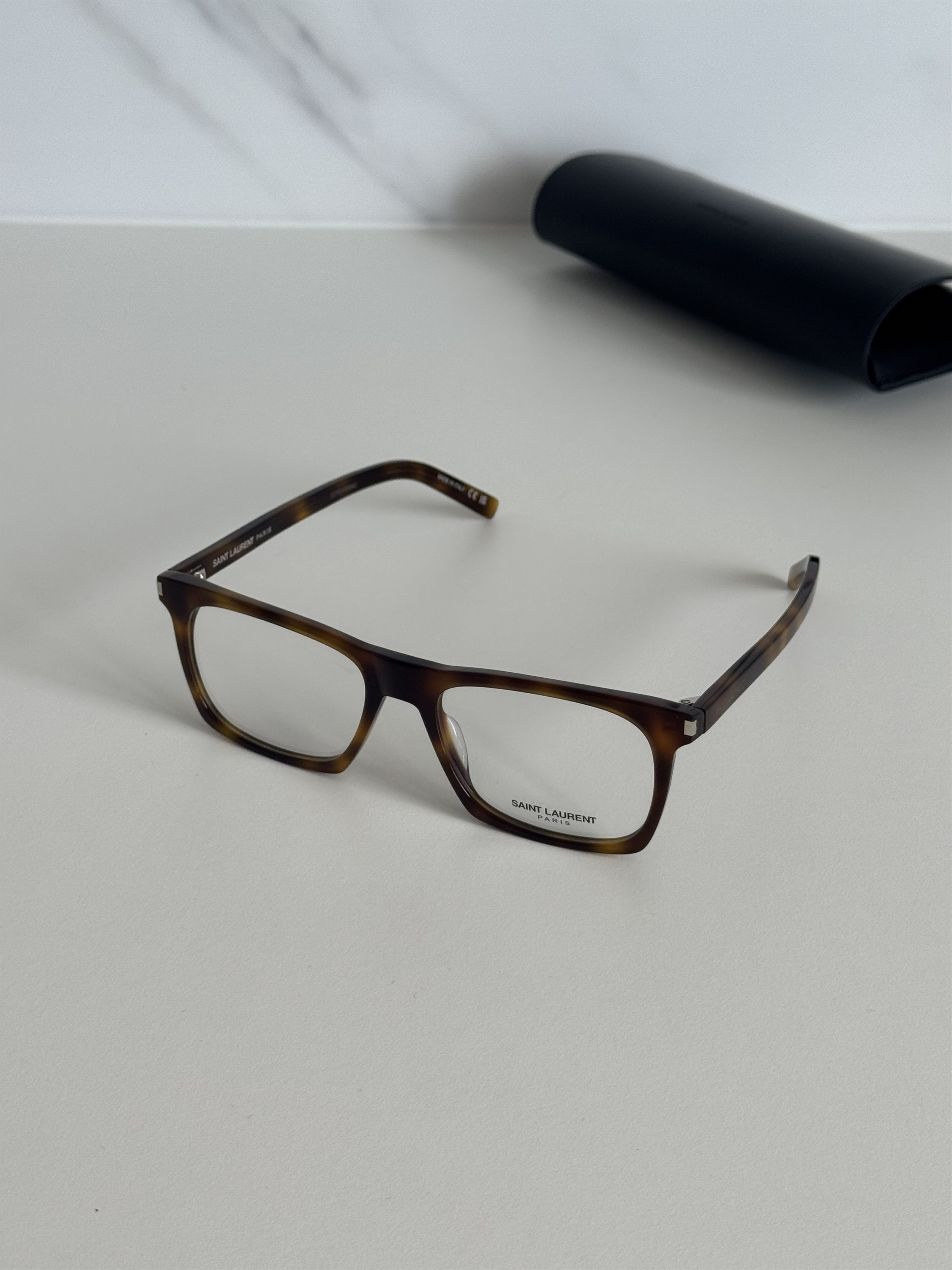 Saint Laurent Paris SAINT LAURENT GLASSES SL559 Size ONE SIZE - 4 Thumbnail