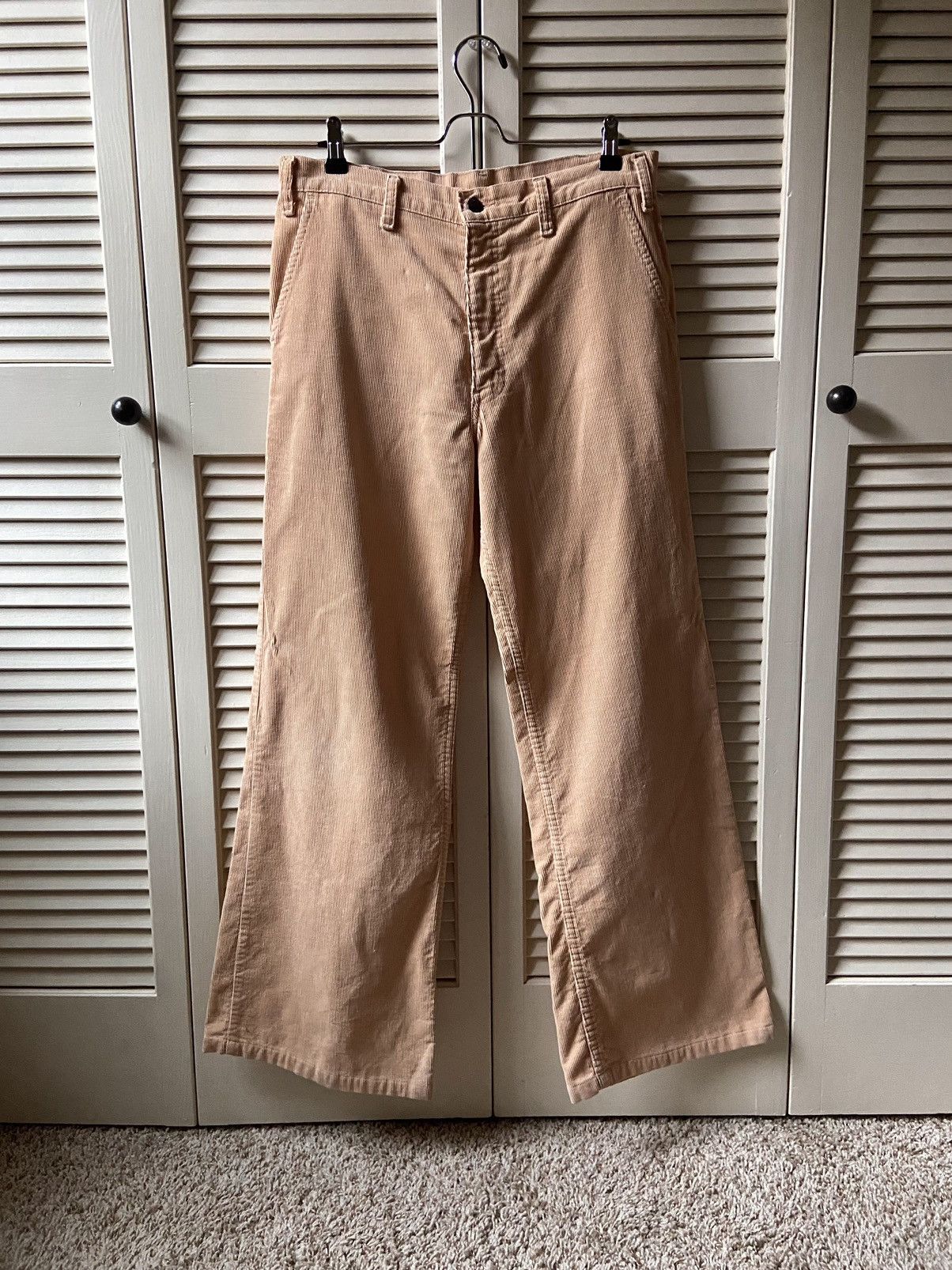 image of Levis x Made In USA Vintage 70’S Levi’S Bell Bottom Baggy Flared Corduroy Pants in Peach (Size 32)