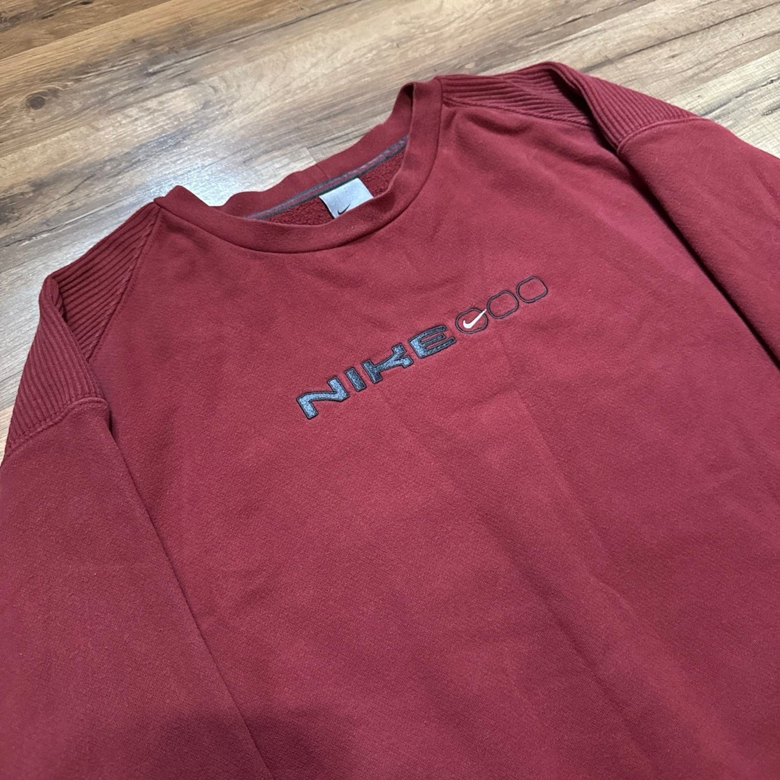 Nike 90s Nike Spell Out Burgundy Maroon Crewneck Sweatshirt Size US XXL / EU 58 / 5 - 3 Thumbnail