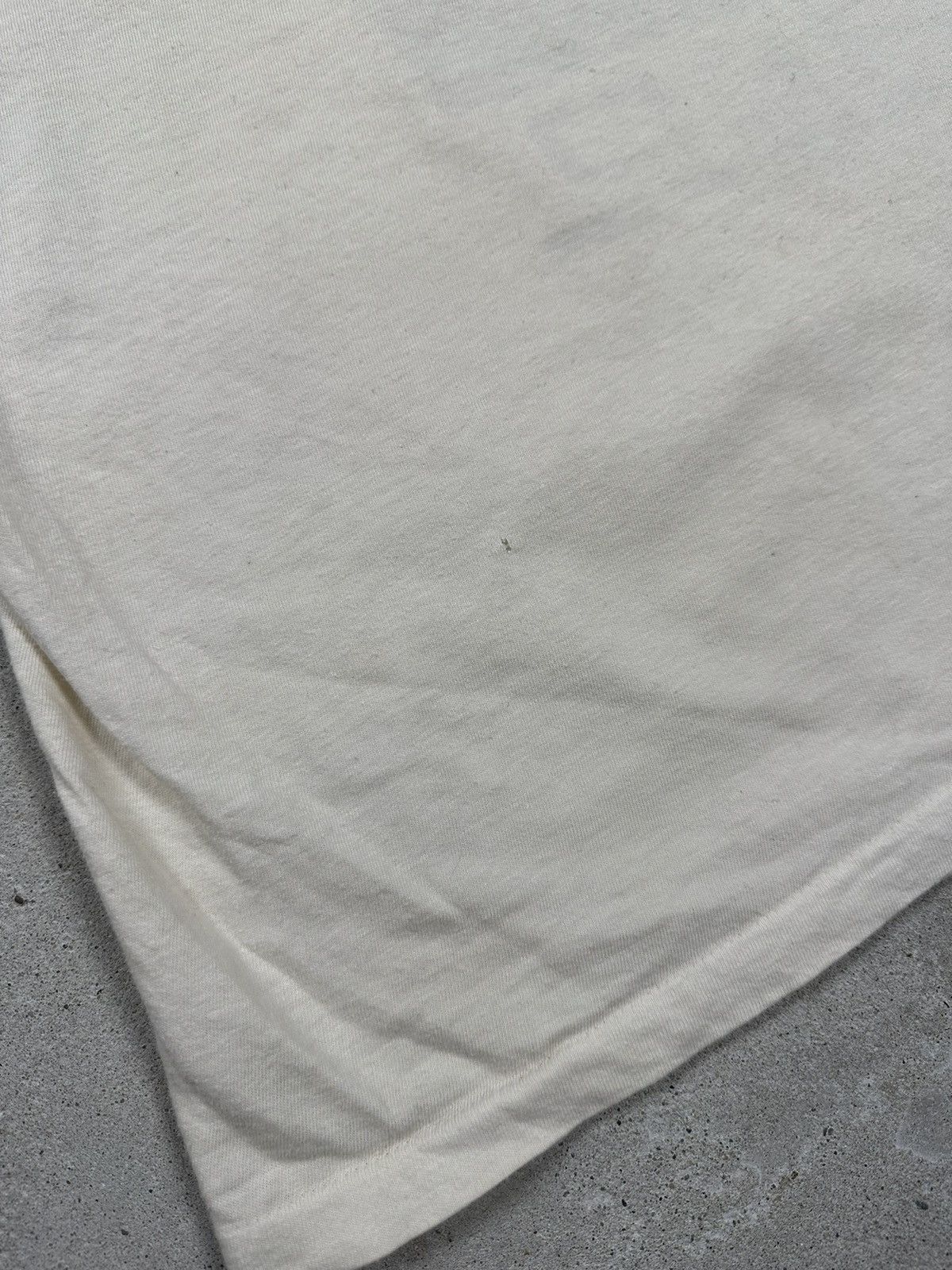 Vintage Vintage 90s Save The World Trashed Single Stitch Tee Size US XL / EU 56 / 4 - 14 Thumbnail