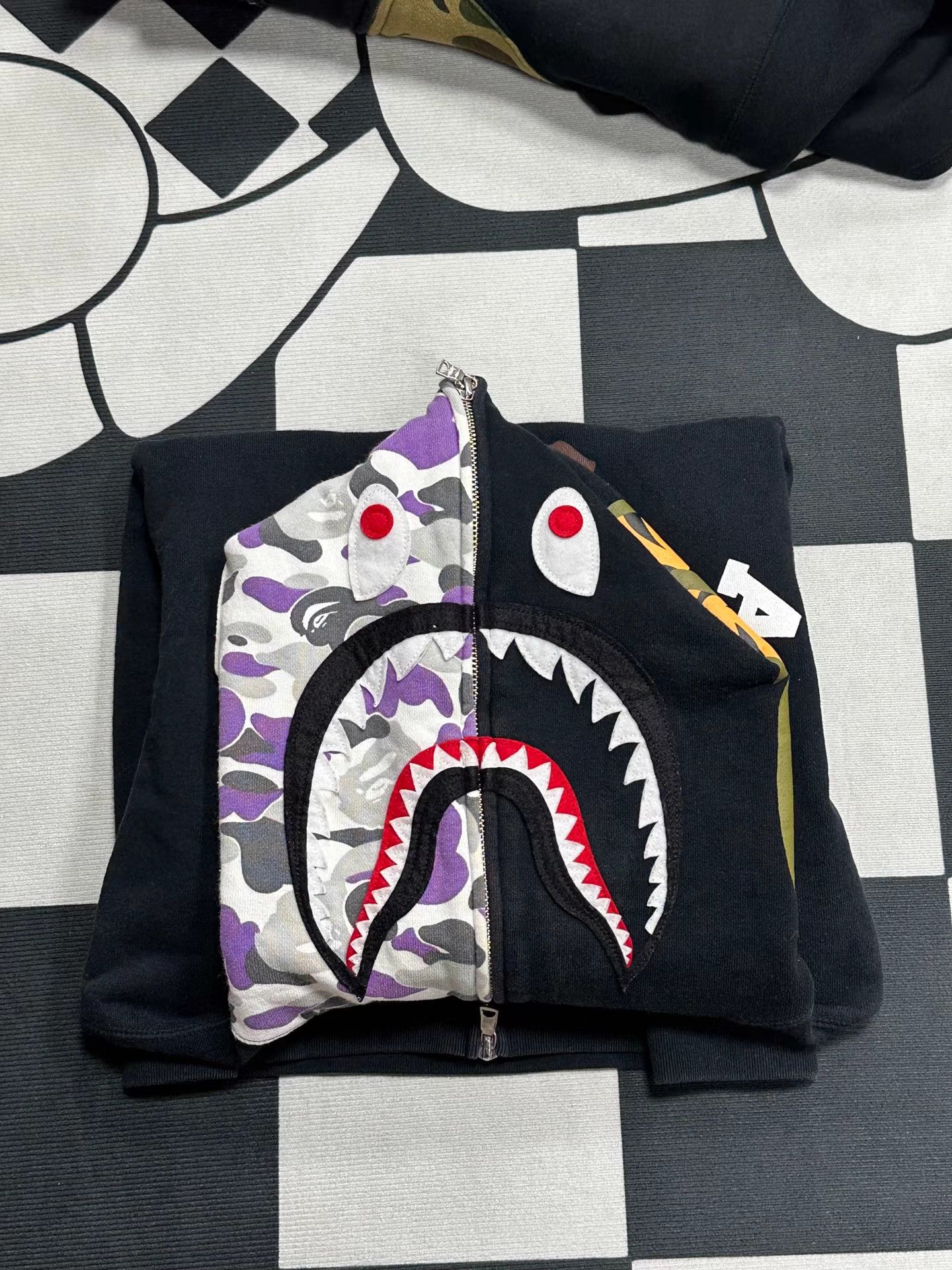 Bape bape Shark Full Zip Hoodie K5 Size US L / EU 52-54 / 3 - 4 Thumbnail