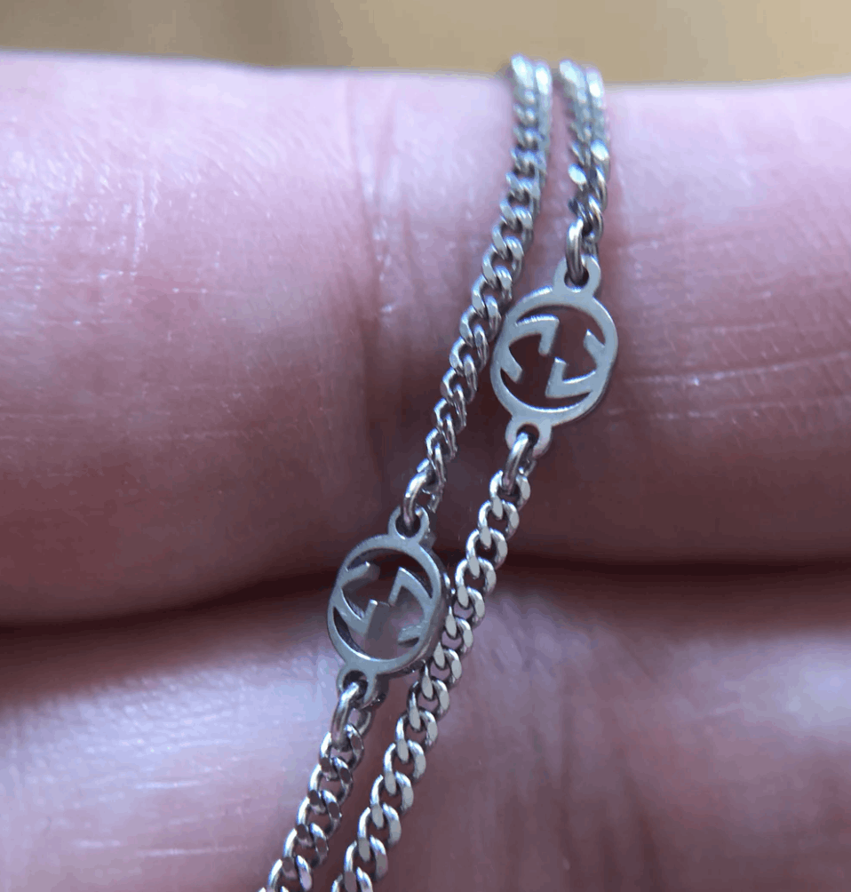 Gucci Gucci Interlocking GG Strawberry Necklace in Sterling Silver Size ONE SIZE - 6 Thumbnail