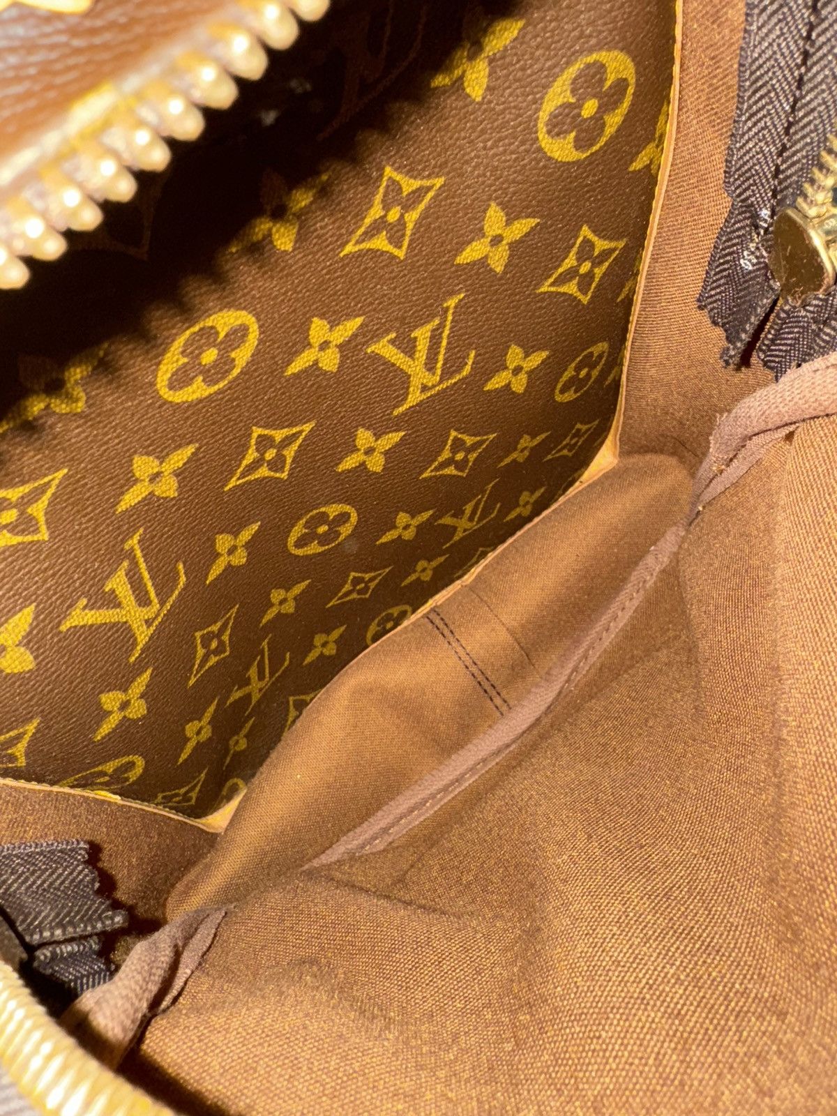 Louis Vuitton EUC Vintage LV Golf Bag SUPER RARE PIECE! Size ONE SIZE - 19 Thumbnail
