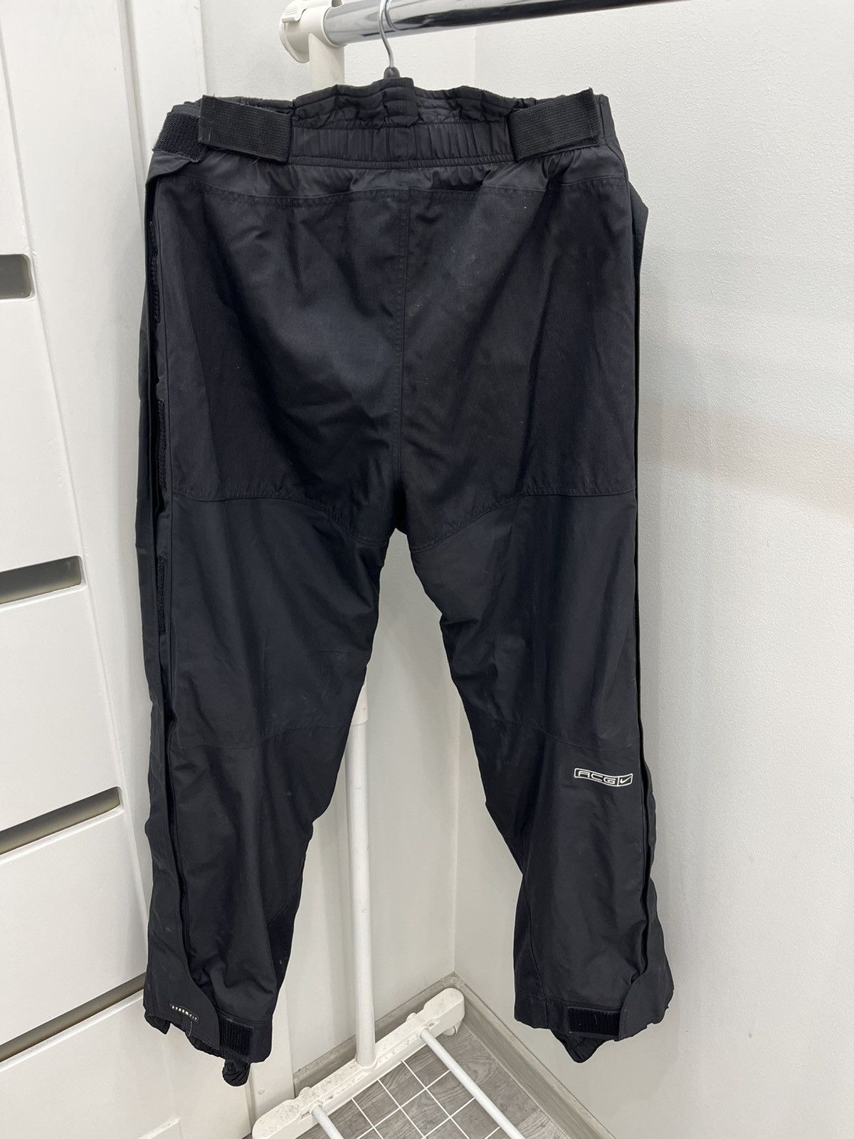 Nike ACG Vintage Nike ACG Pockets Snowboarding Full Zip Pants Size US 34 / EU 50 - 6 Thumbnail