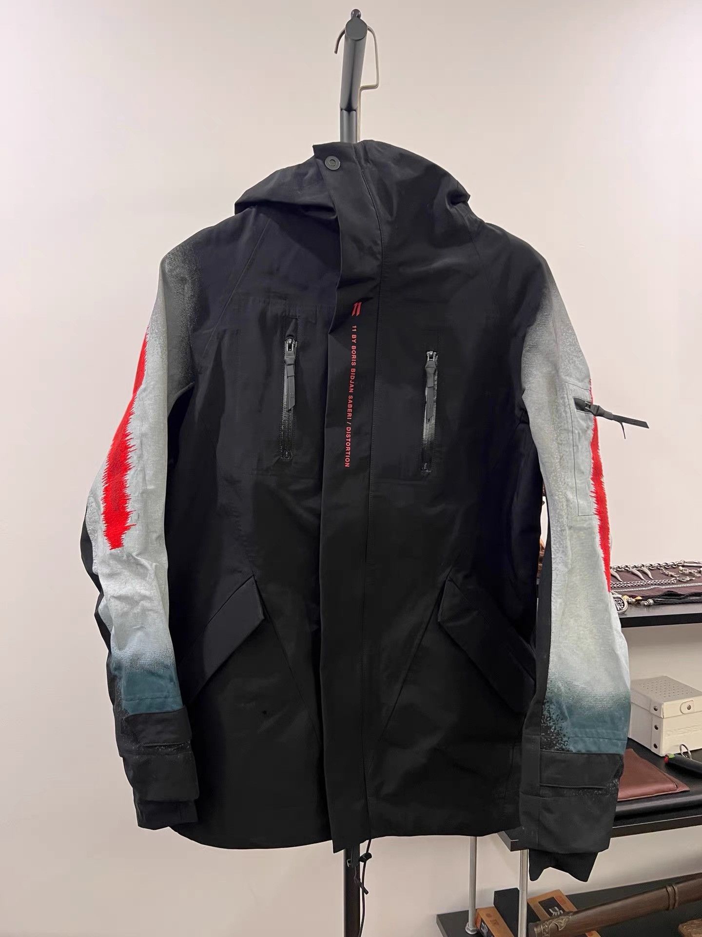 11 By Boris Bidjan Saberi 11by BBS Sealed Hard Shell Embroidered Jacket K35 Size US S / EU 44-46 / 1 - 2 Thumbnail