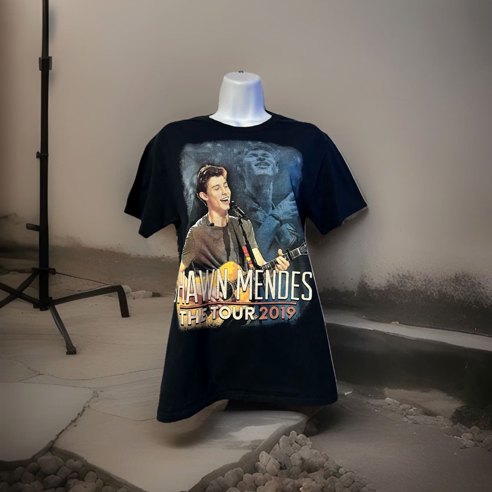 Fruit Of The Loom Shawn Mendes The Tour 2019 Shirt Women Small Black Short Sleeve Double Sided Size S / US 4 / IT 40 - 6 Thumbnail