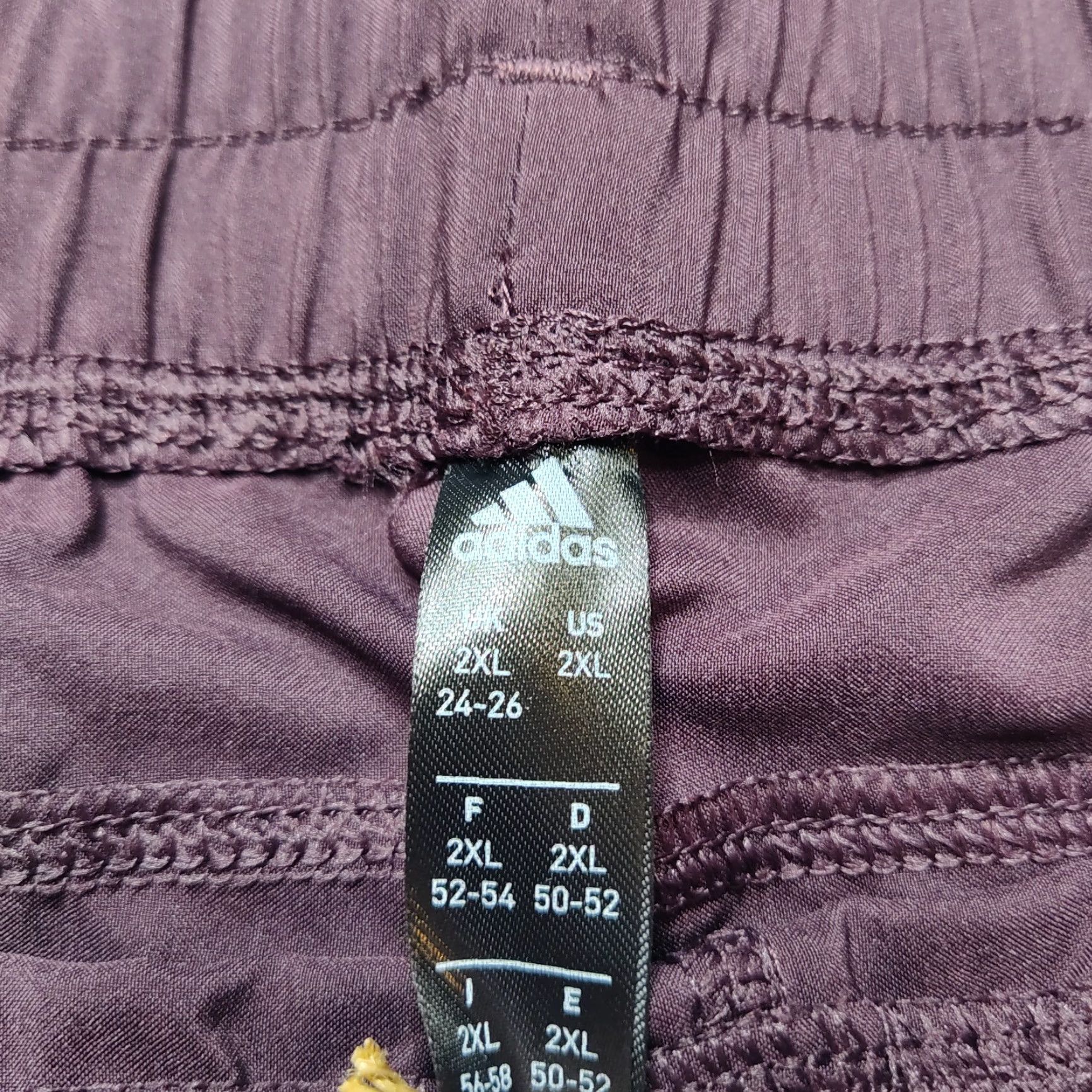 Adidas ADIDAS Aeroready Women 2XL Shadow Maroon Pace Bungee 4" Training Shorts NEW Size 40" / US 18 - 5 Thumbnail