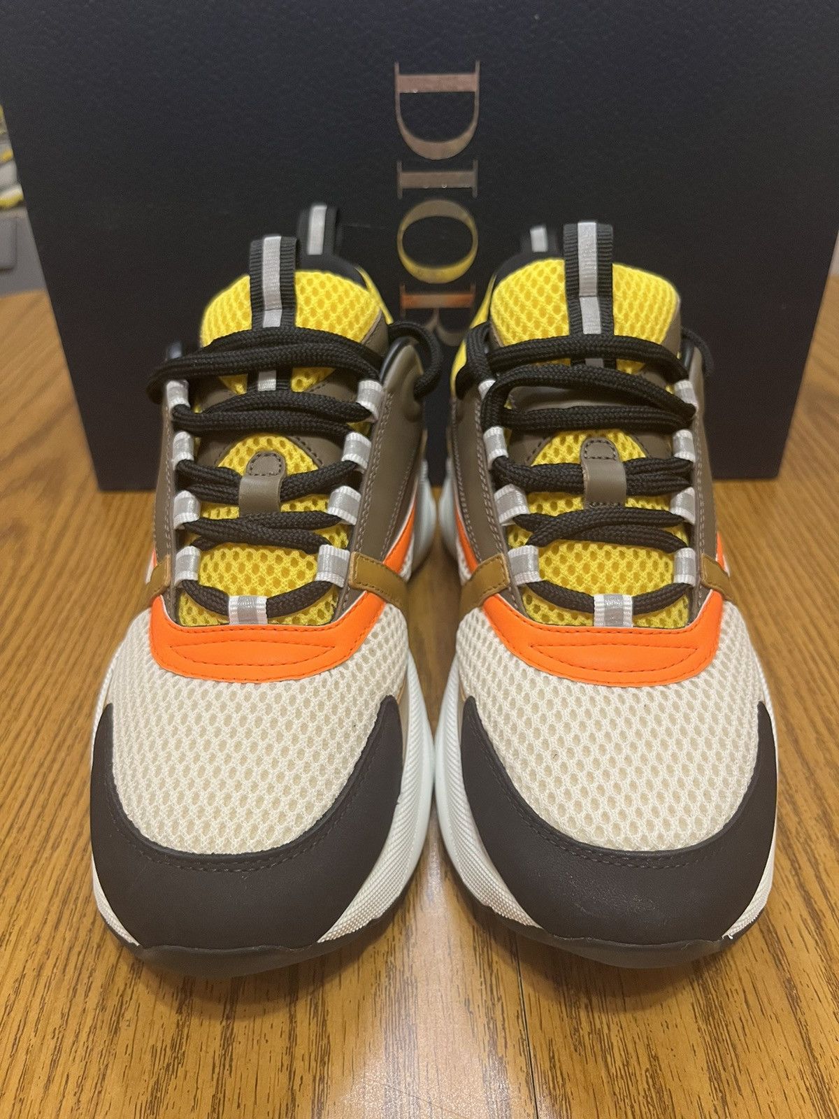Dior Dior B22 Sneaker Ebony/Camel Size US 6 / EU 39 - 2 Thumbnail