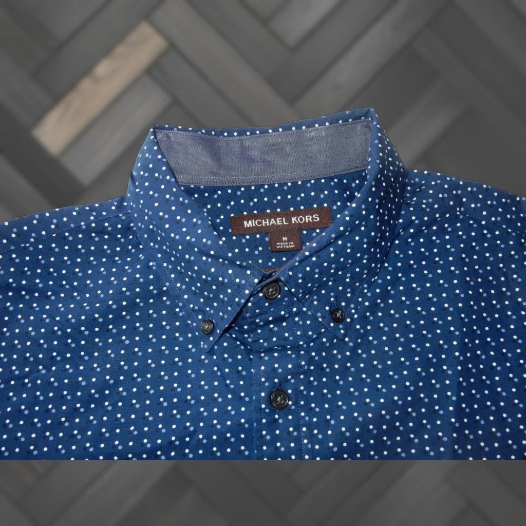Michael Kors Michael Kors Men's Long Sleeve Button-Up Shirt Size M Cotton Polka Dot Blue Size US M / EU 48-50 / 2 - 1 Thumbnail