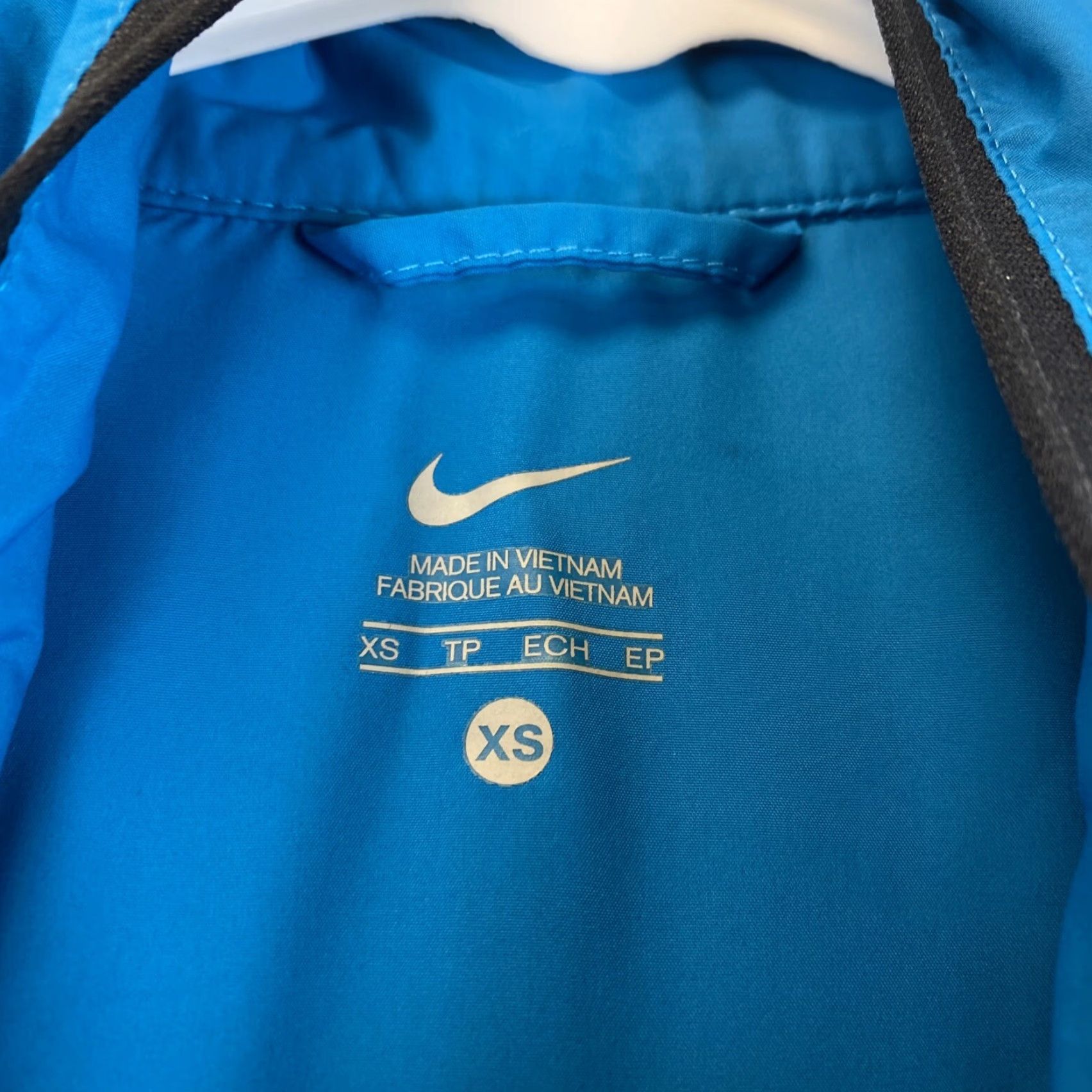 Nike Nike Vest Athletic Women Blue Sleeveless Up Collar Zip Pocket XS 70-11 USA Size XS Women Athletic Vest Size XS / US 0-2 / IT 36-38 - 3 Thumbnail