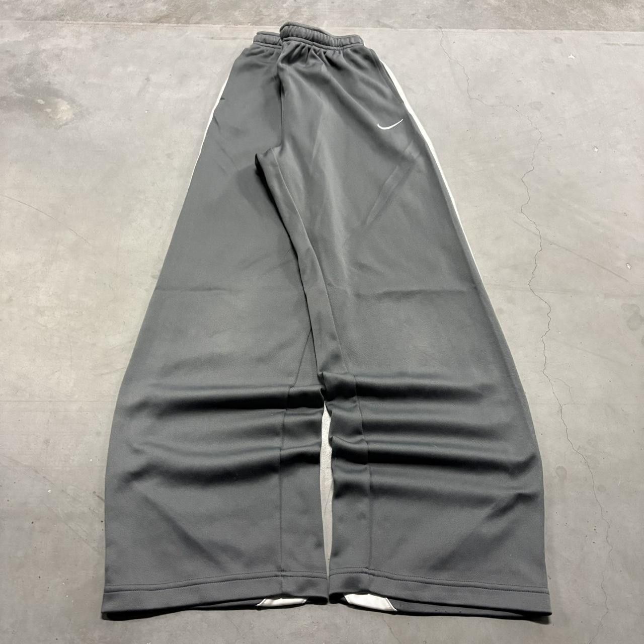 Nike Crazy Vintage Y2K/2000s Baggy Grey Nike Striped Trackpants! Size US 28 / EU 44 - 1 Thumbnail