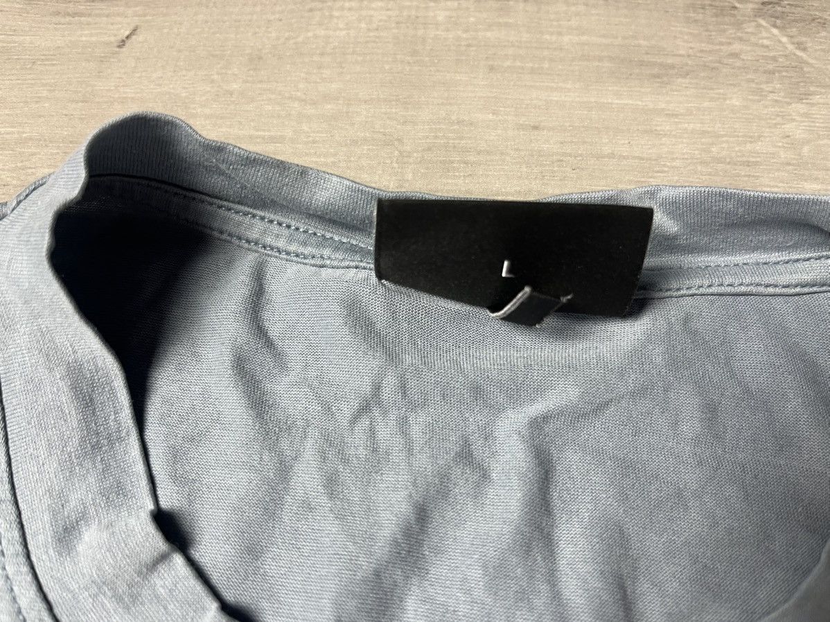 Emporio Armani Emporio Armani embroidered Logo T-shirt size Large Size US L / EU 52-54 / 3 - 5 Thumbnail