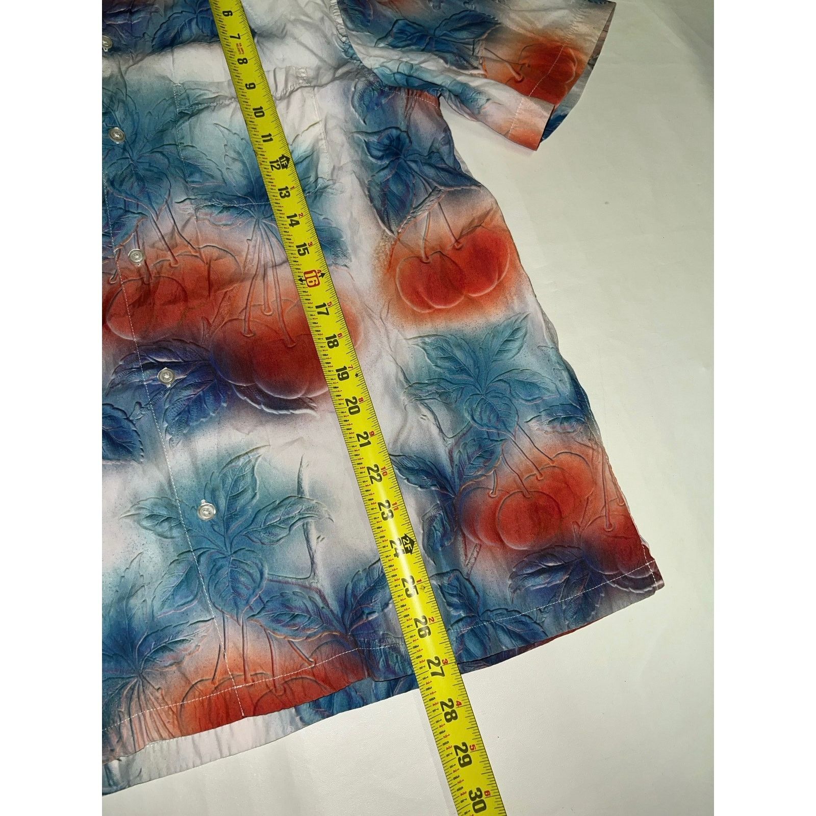 Supreme Supreme Cherries S/S Shirt Size US M / EU 48-50 / 2 - 4 Thumbnail