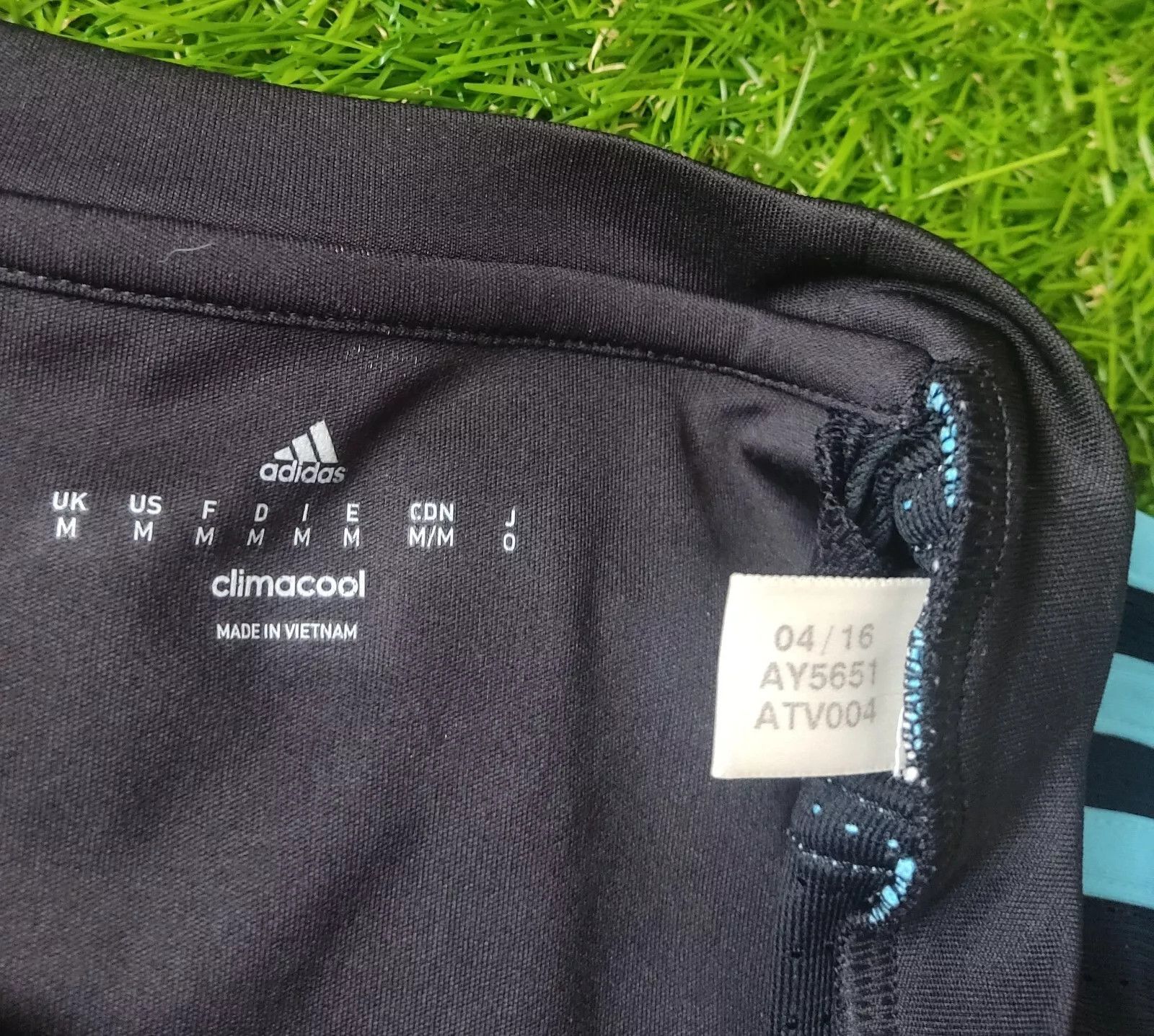 Adidas West Bromwich Albion 2016 2017 AWAY FOOTBALL JERSEY AY5651 Size US M / EU 48-50 / 2 - 2 Thumbnail