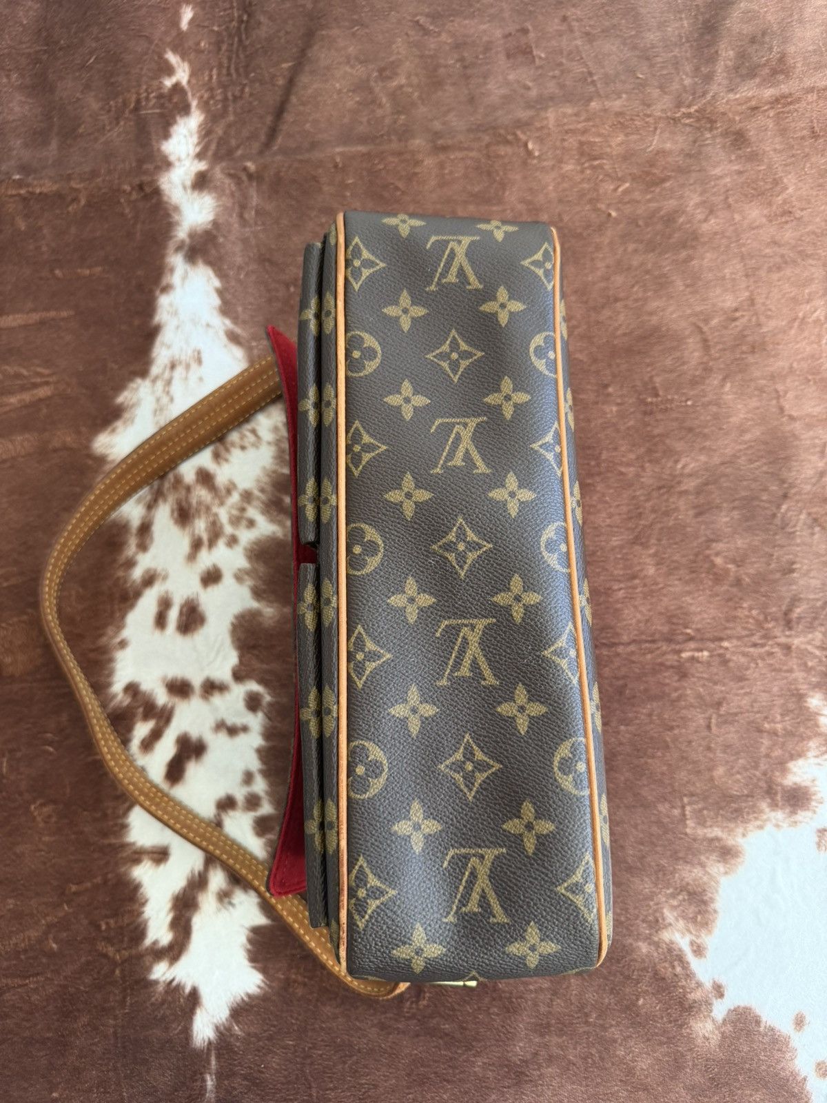 Louis Vuitton Louis Vuitton Monogram Cité Handbag MM Size ONE SIZE - 9 Thumbnail