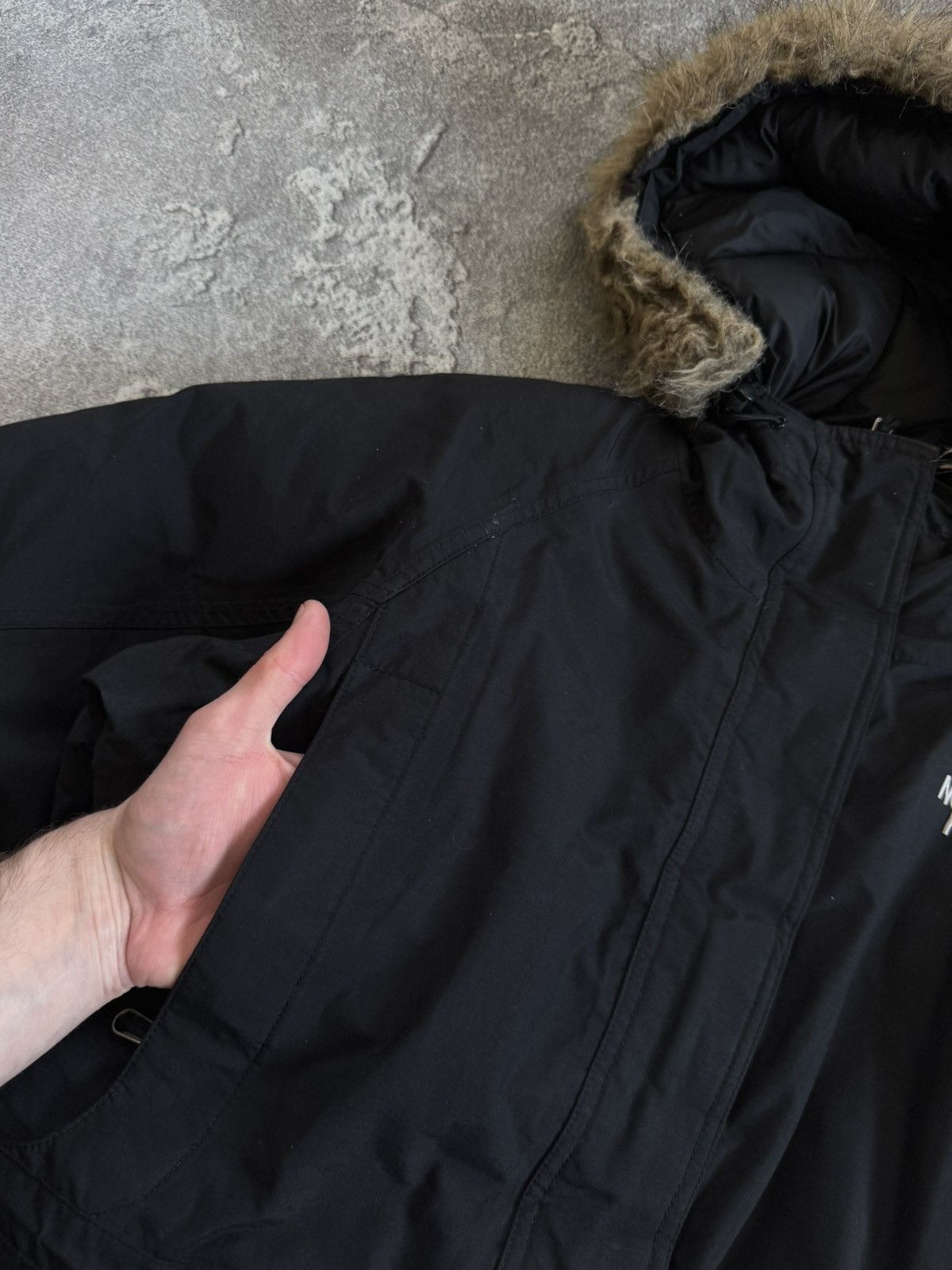 The North Face The North Face S/size down jacket parka fur faux hooded Size S / US 4 / IT 40 - 10 Thumbnail