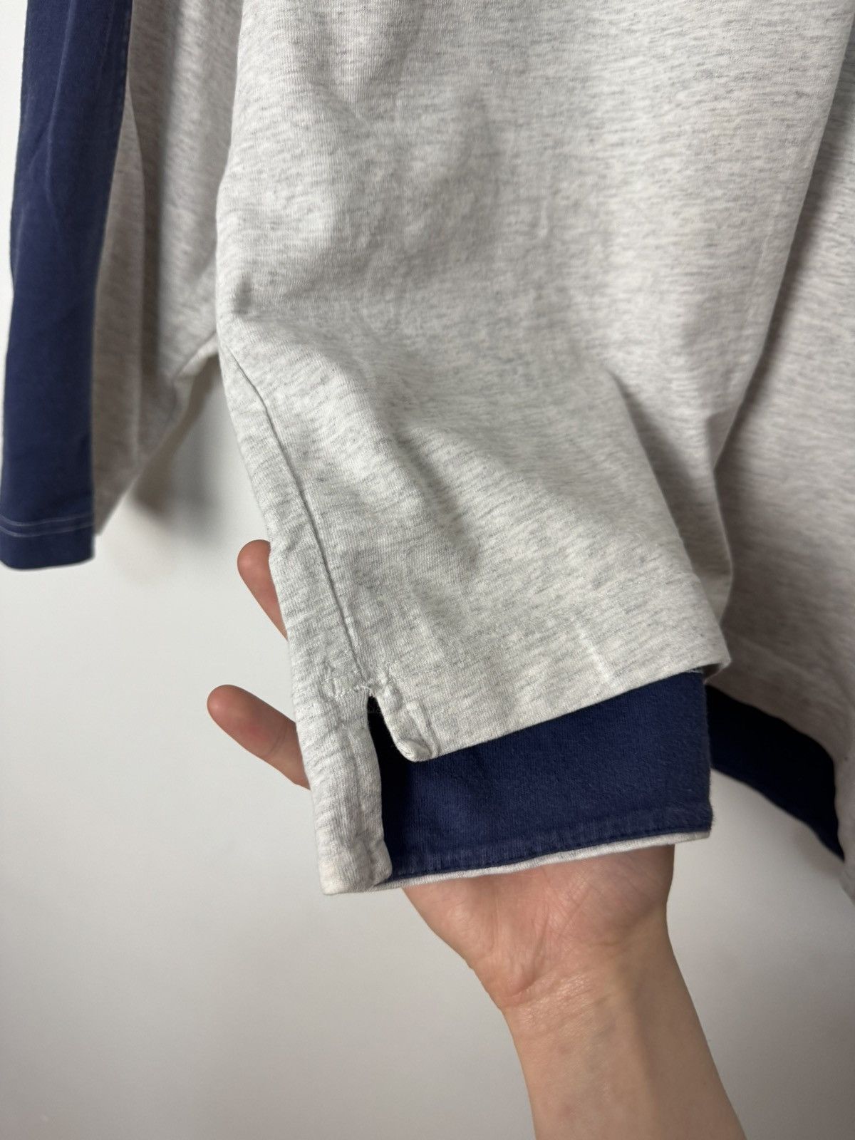 Nike Vintage 90s Nike Swoosh Logo Crewneck Sweatshirt Y2K Size US L / EU 52-54 / 3 - 11 Thumbnail