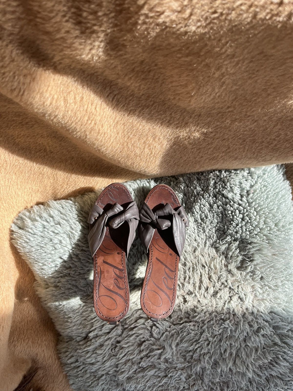 Ted Baker Ted Baker Leather Heels (37EU) Size US 6 / IT 36 - 5 Thumbnail