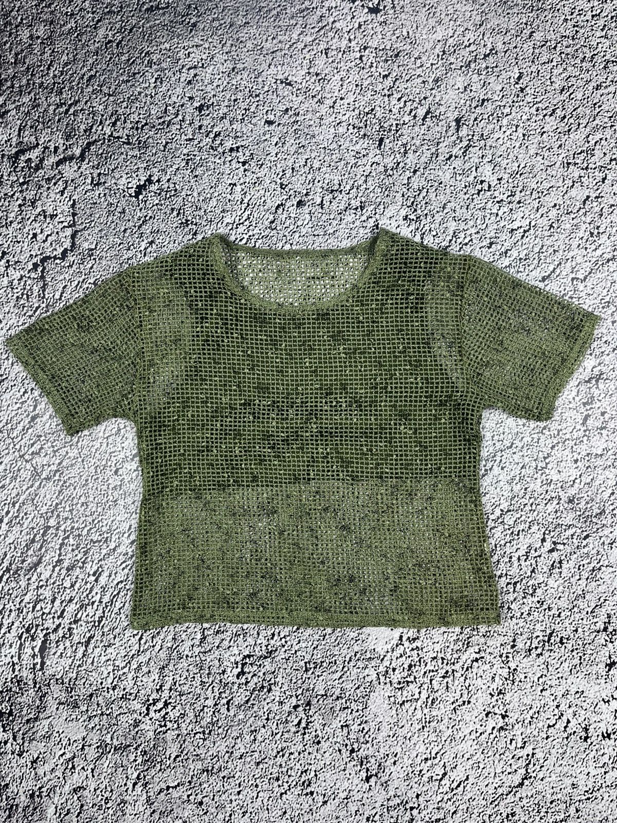 Vintage Cop Copine Style Vintage Y2k Mesh Fishnet Crop Top Tee Size S / US 4 / IT 40 - 1 Thumbnail