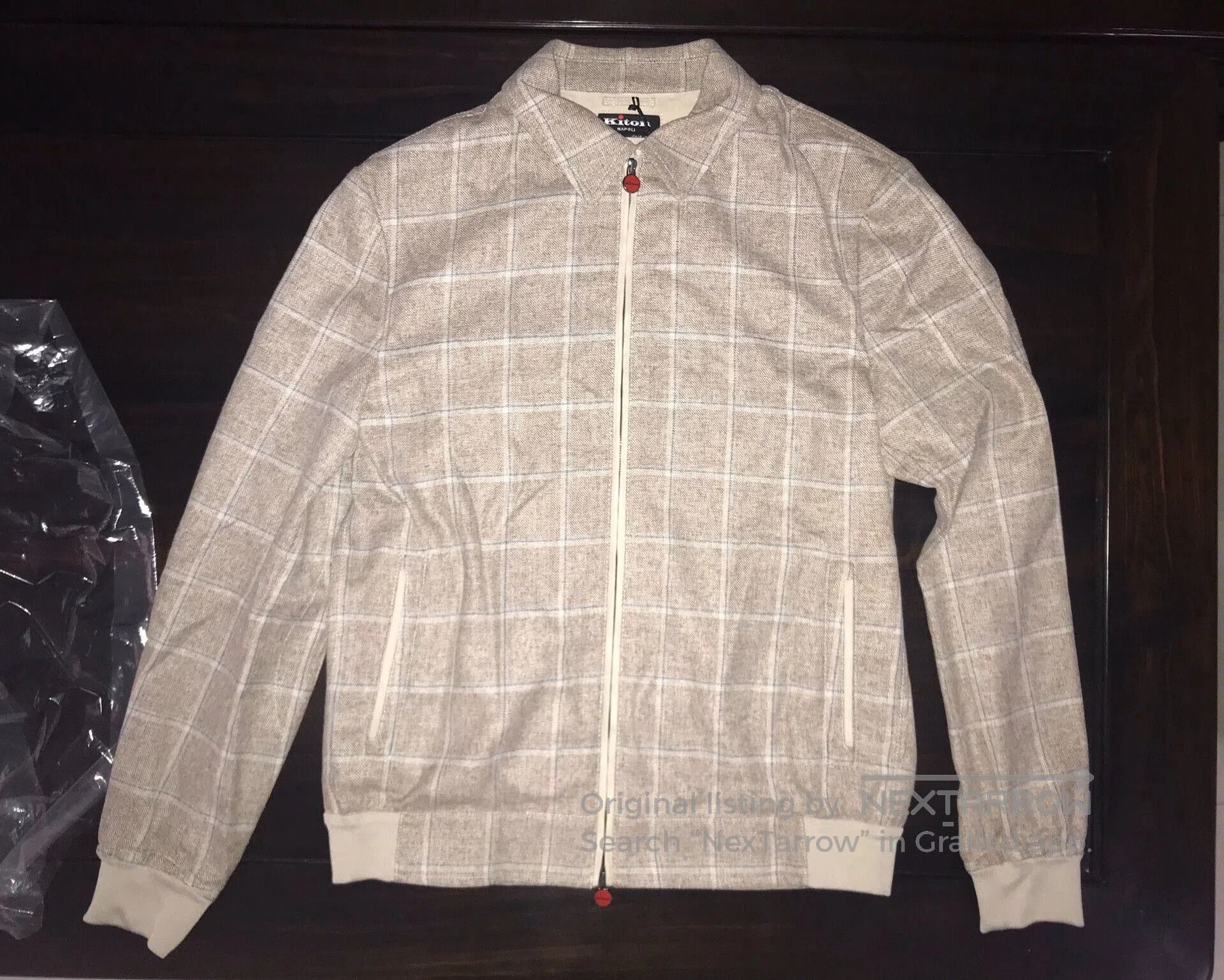 Brunello Cucinelli premium men's jacket in light beige checkered pattern. Size US L / EU 52-54 / 3 - 1 Thumbnail
