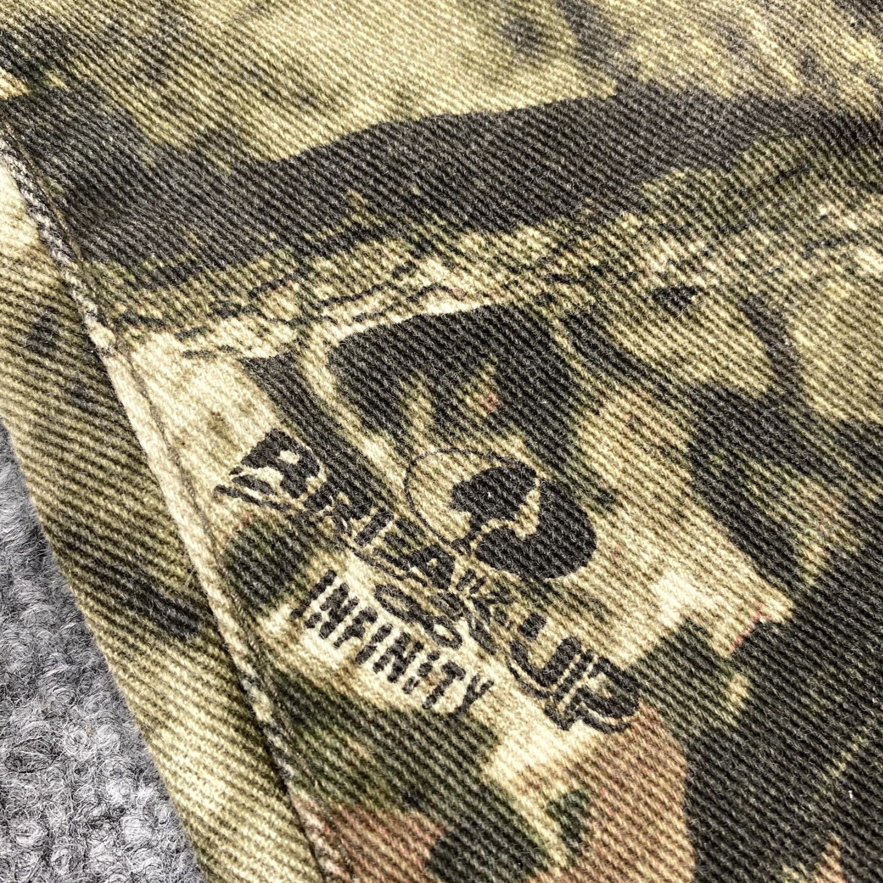 Vintage Mossy Oak Jeans Mens 34x30 Green Relaxed Fit Straight Break-Up Infinity Camouflage Denim Pockets Zip Fly Mens Size US 34 / EU 50 - 2 Thumbnail