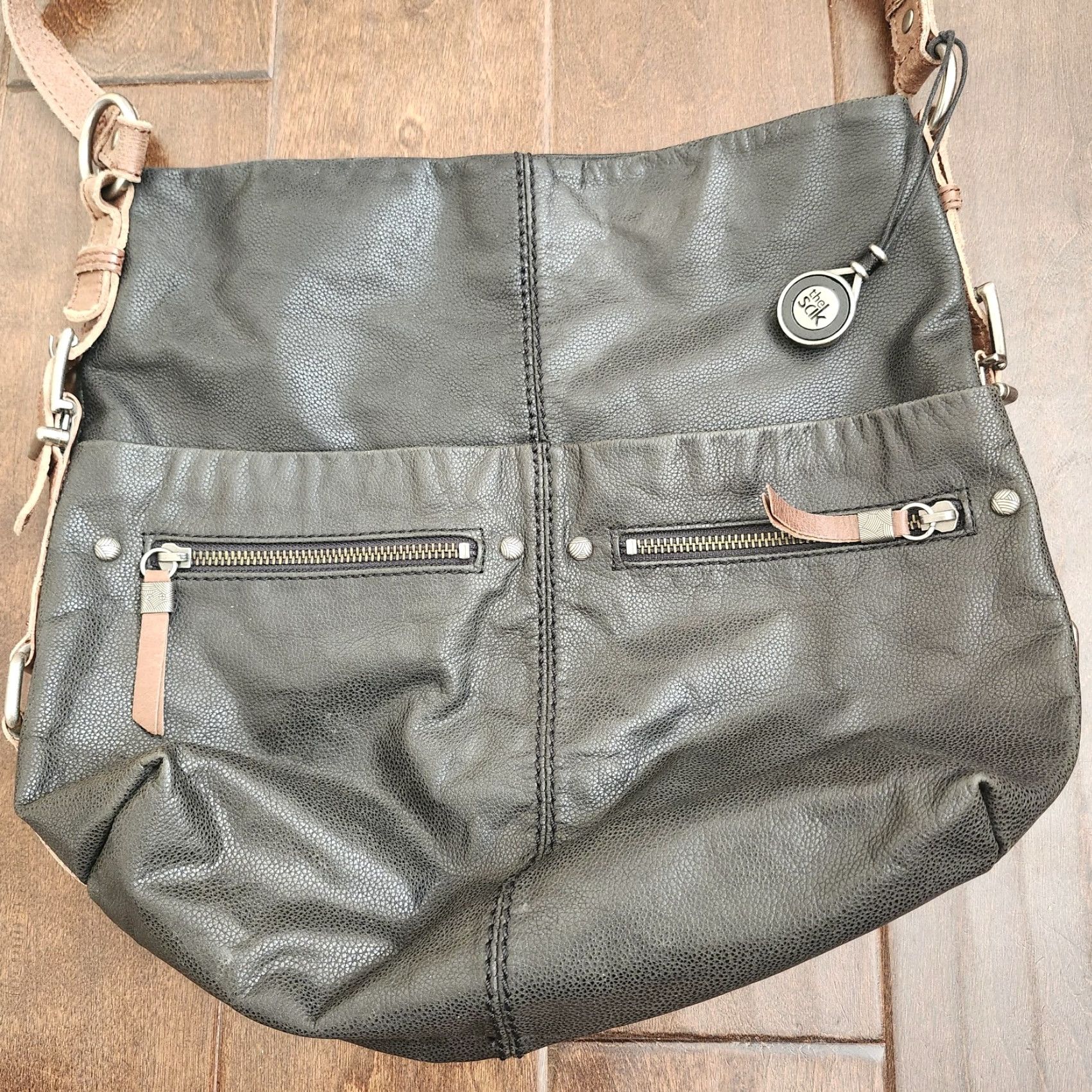 The Sak The Sak Leather Shoulder Bag Black Tan Crossbody Women Magnetic Closure Solid Leather Shoulder Bag Ladies Crossbody Tan Black Size ONE SIZE - 7 Thumbnail