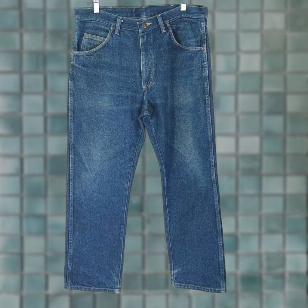 Wrangler Wrangler Jeans Mens Flat Front Stretch High Rise Straight Blue 34X30 Denim 5-Pocket Regular Mens Size US 34 / EU 50 - 1 Thumbnail